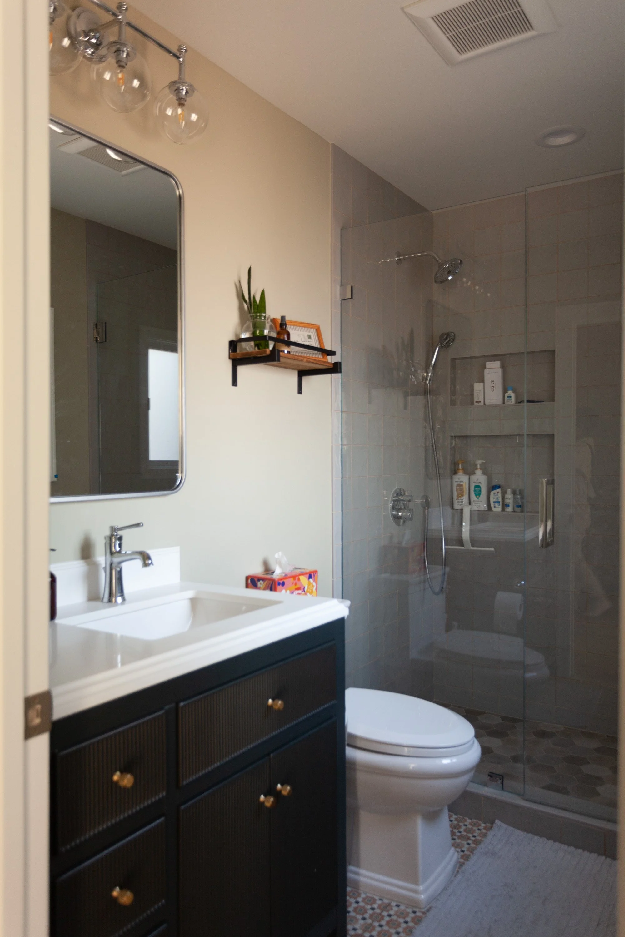 Bathroom Three-1.jpg