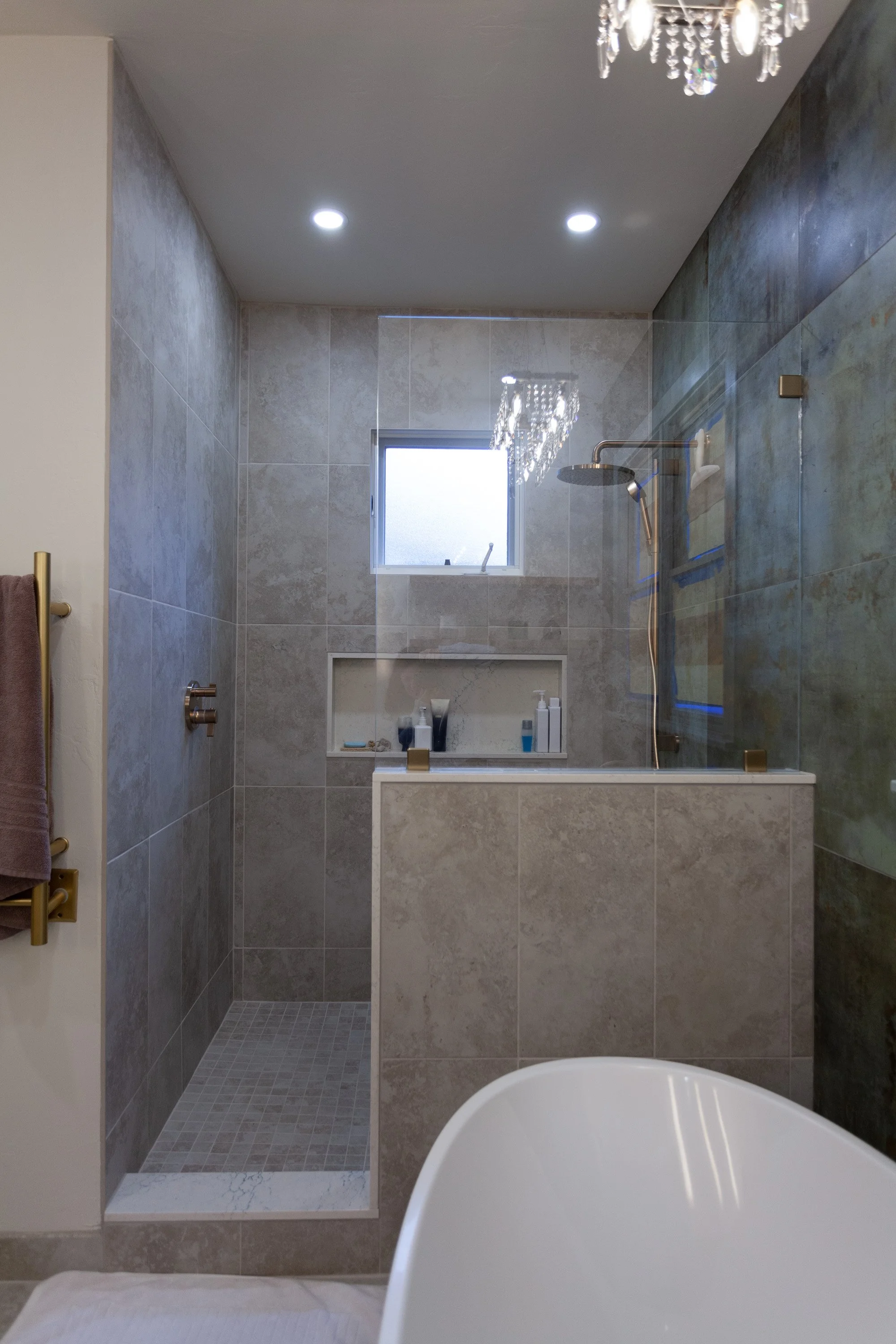 Bathroom Primary-4.jpg