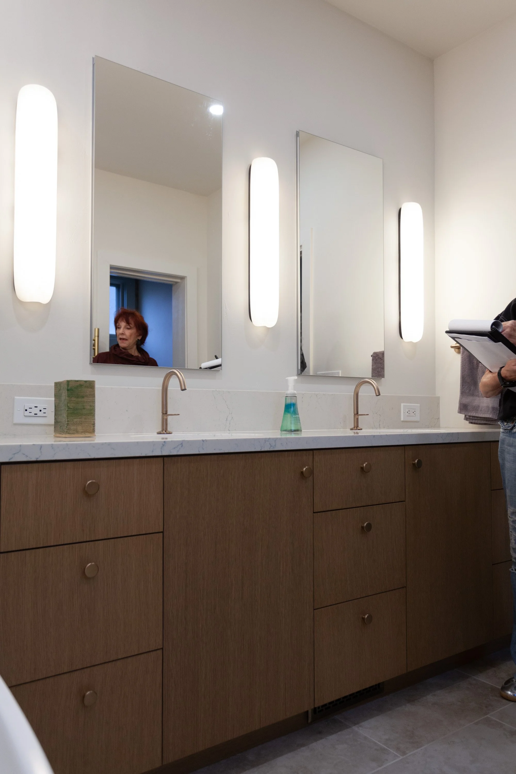 Bathroom Primary-8.jpg