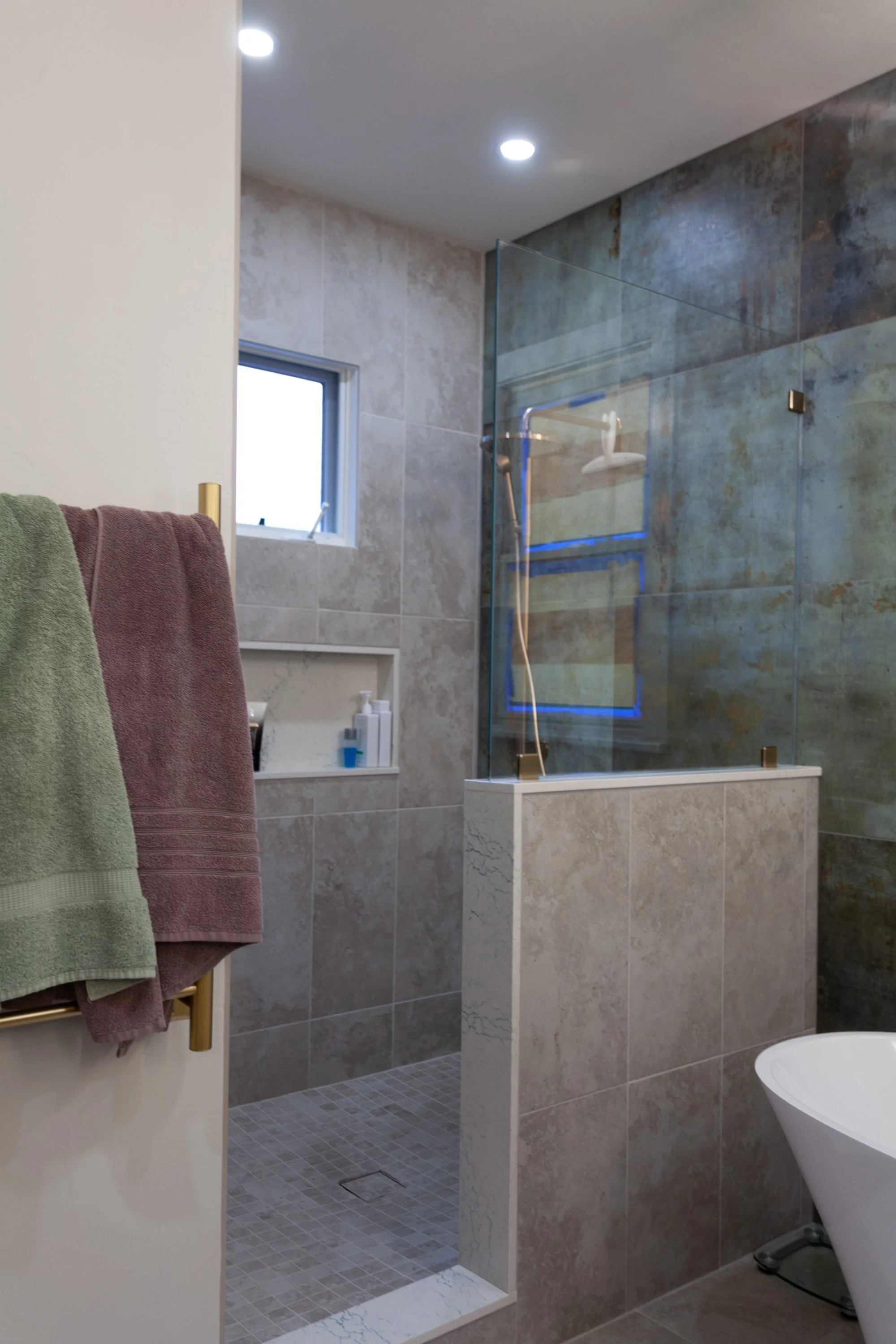 Bathroom Primary-9.jpg