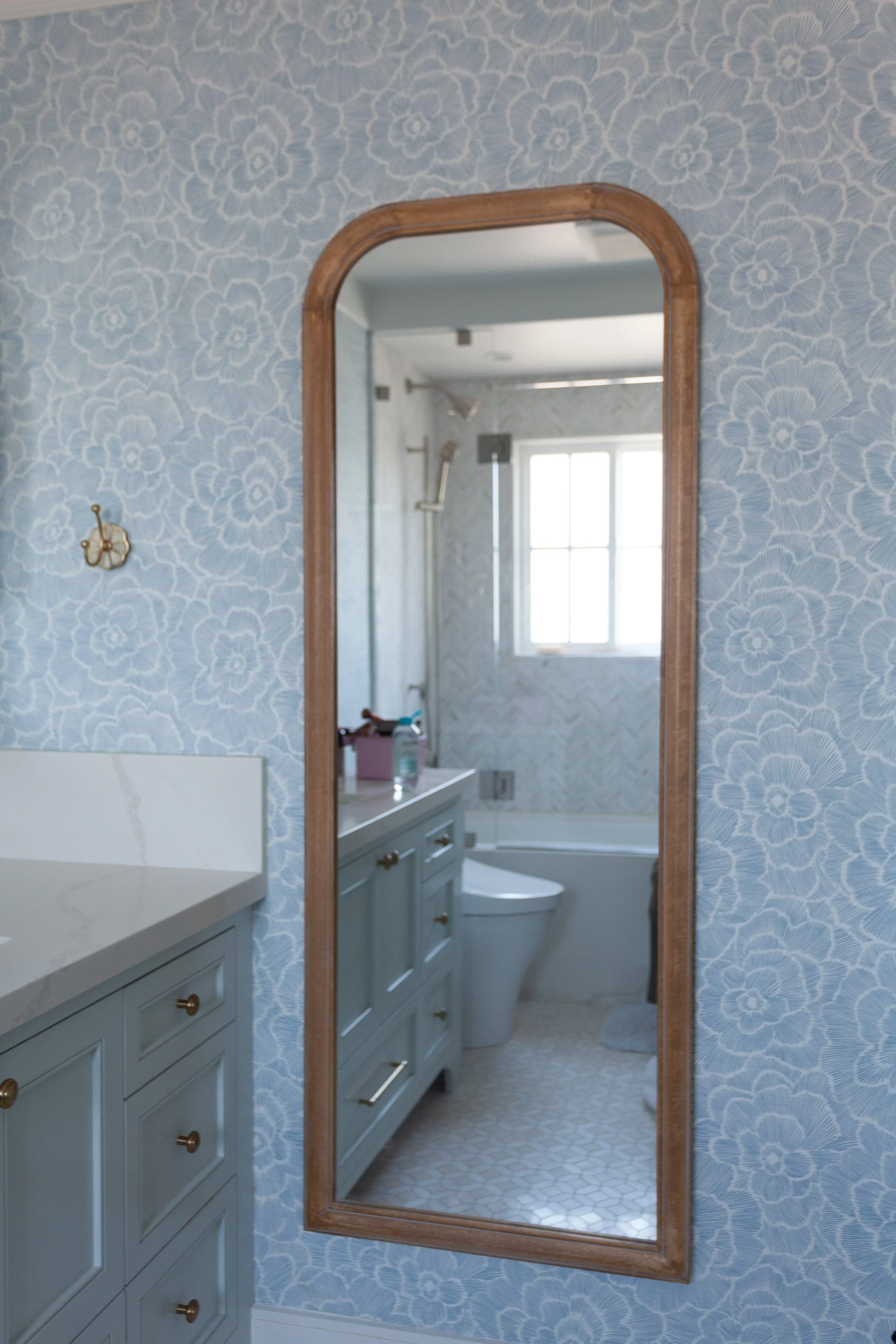 Blue Bath-6_mirror Opens.jpg