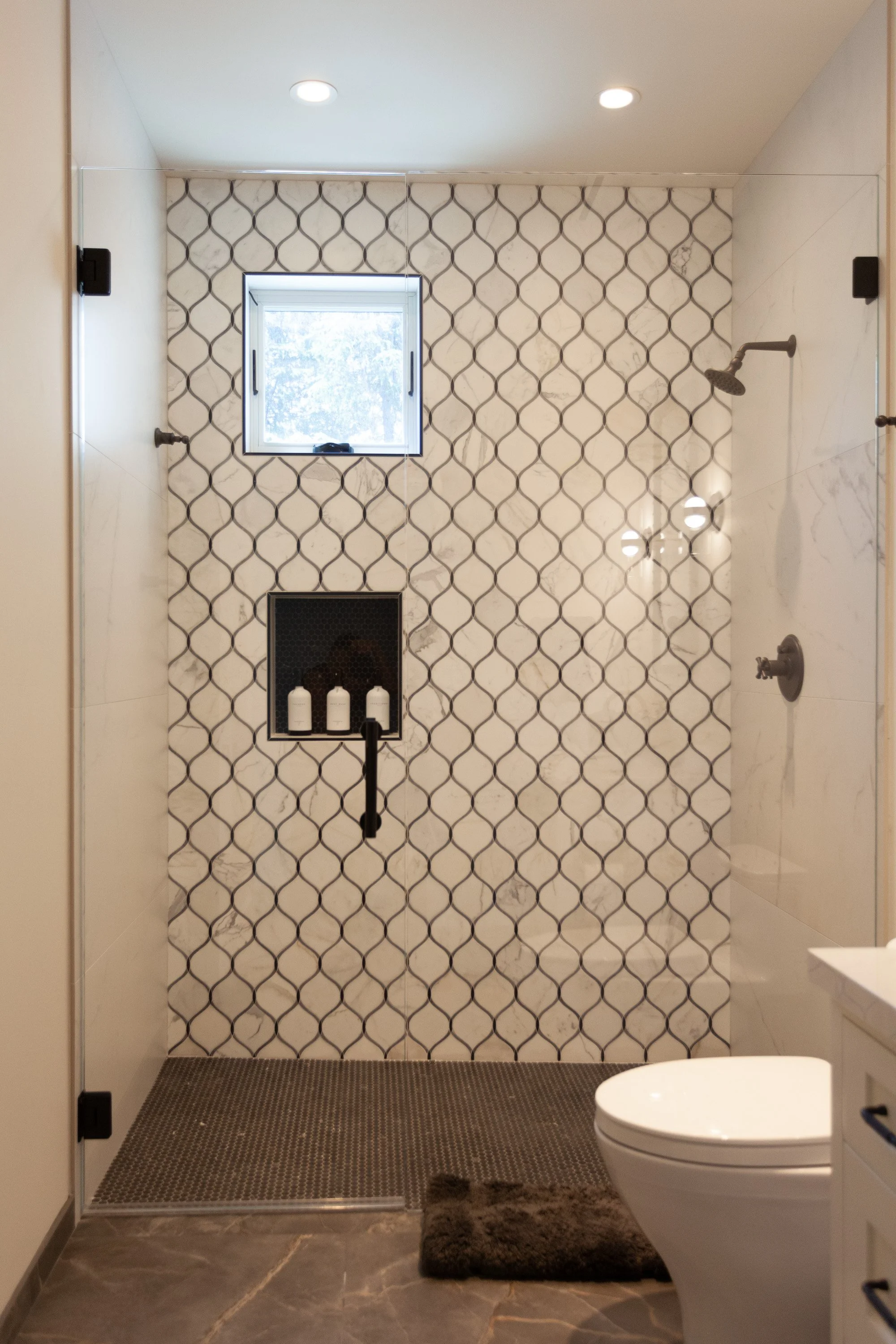 Guest Bath One-2.jpg