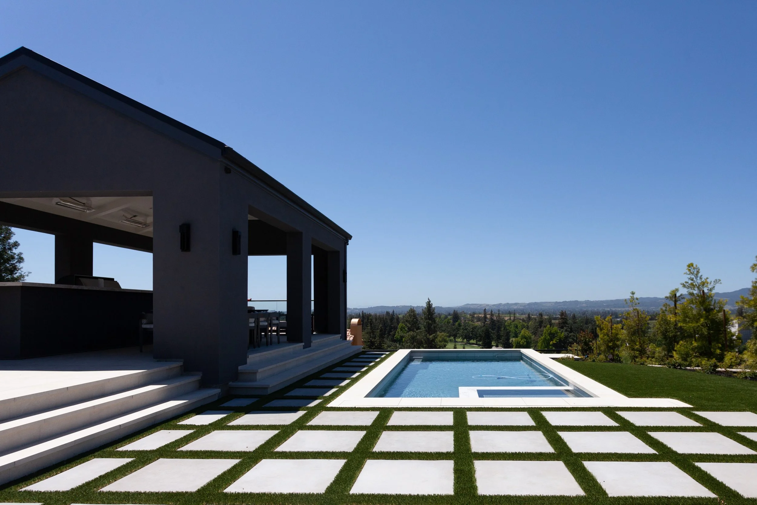 ZExterior Back-4.jpg
