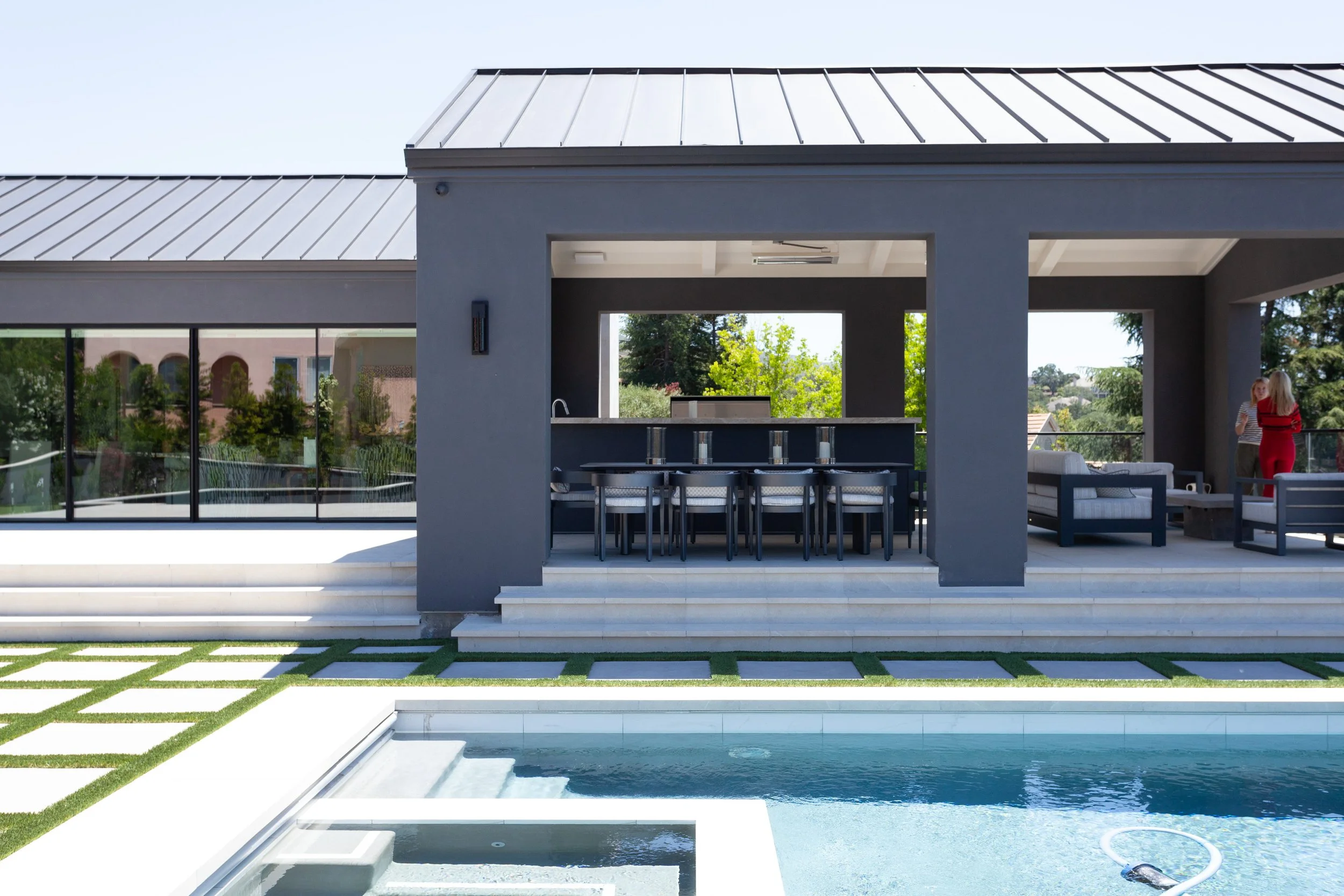 ZExterior Back-6.jpg