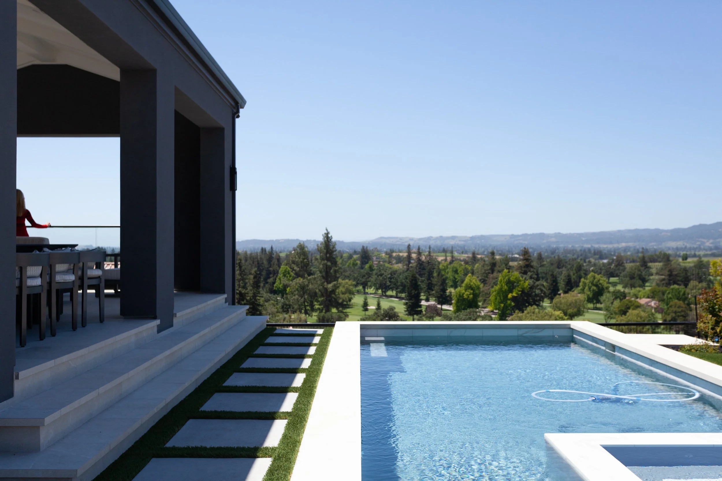 ZExterior Back-9.jpg