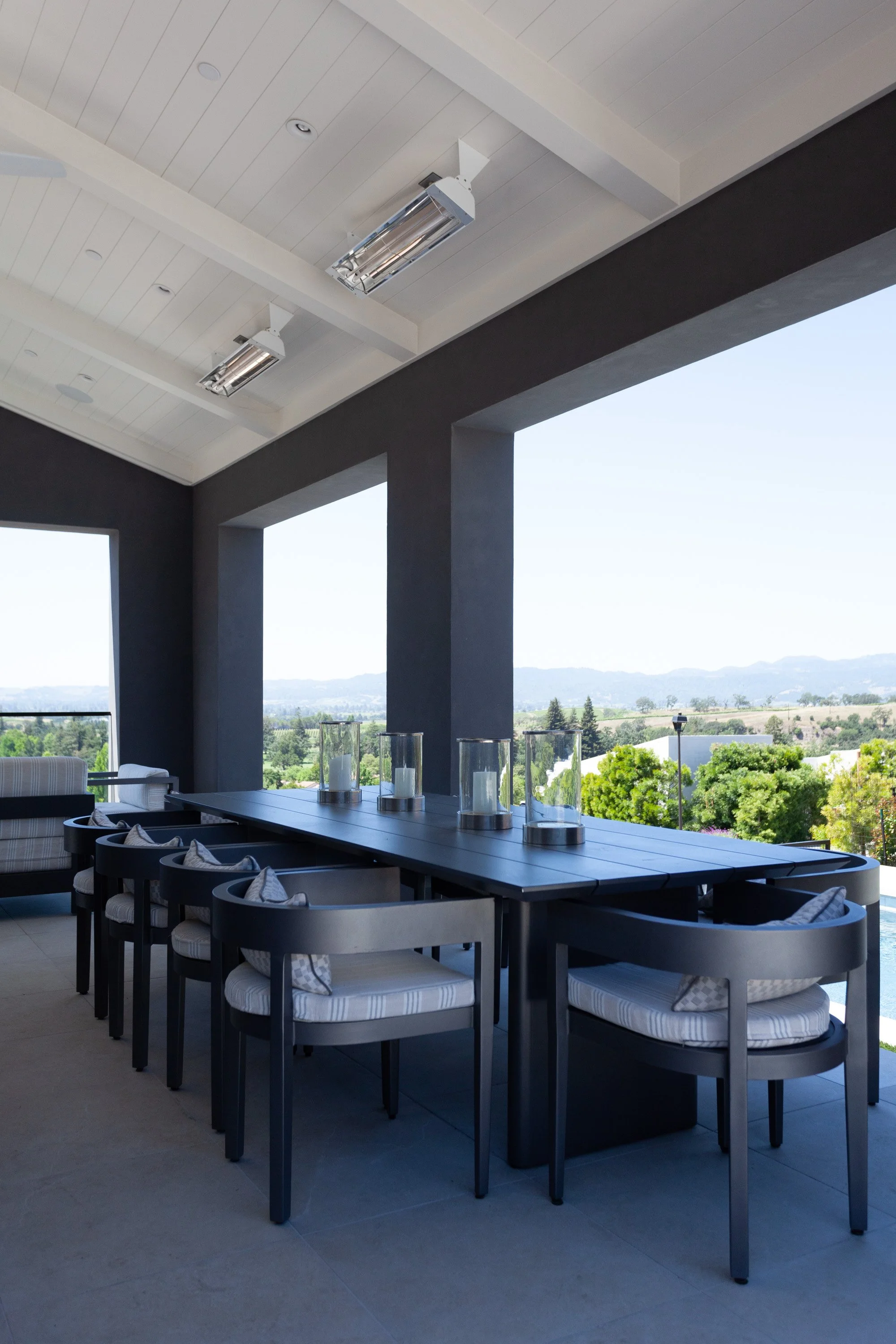 ZExterior Back-13.jpg
