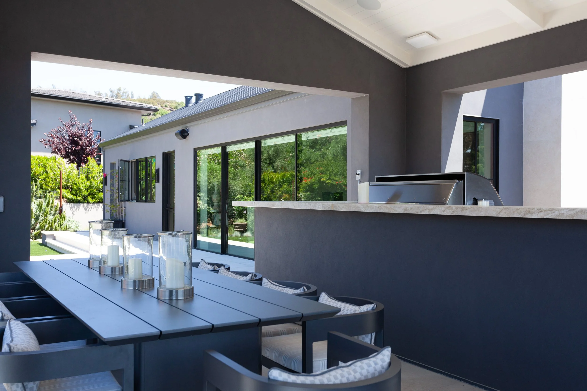 ZExterior Back-12.jpg
