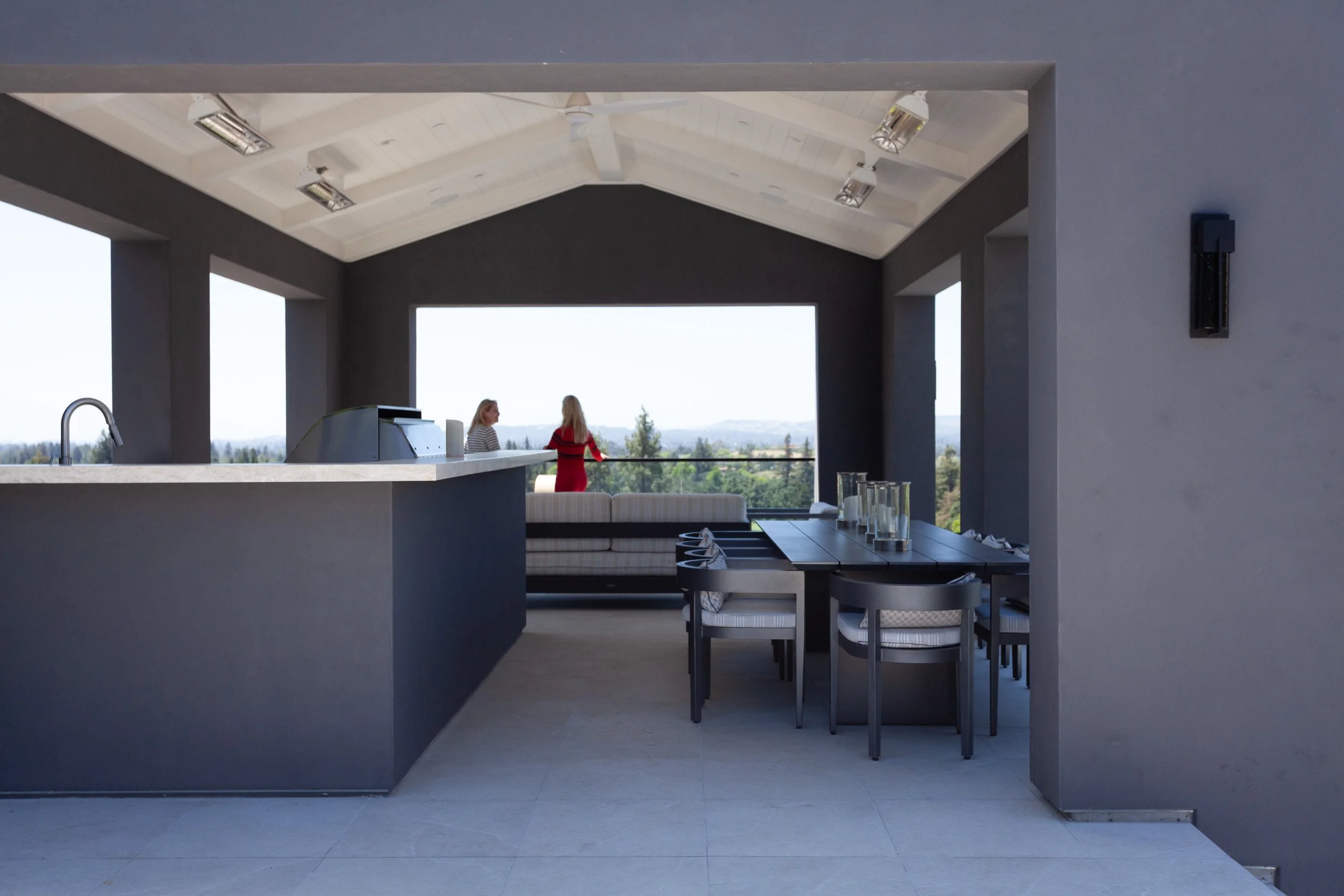ZExterior Back-14.jpg