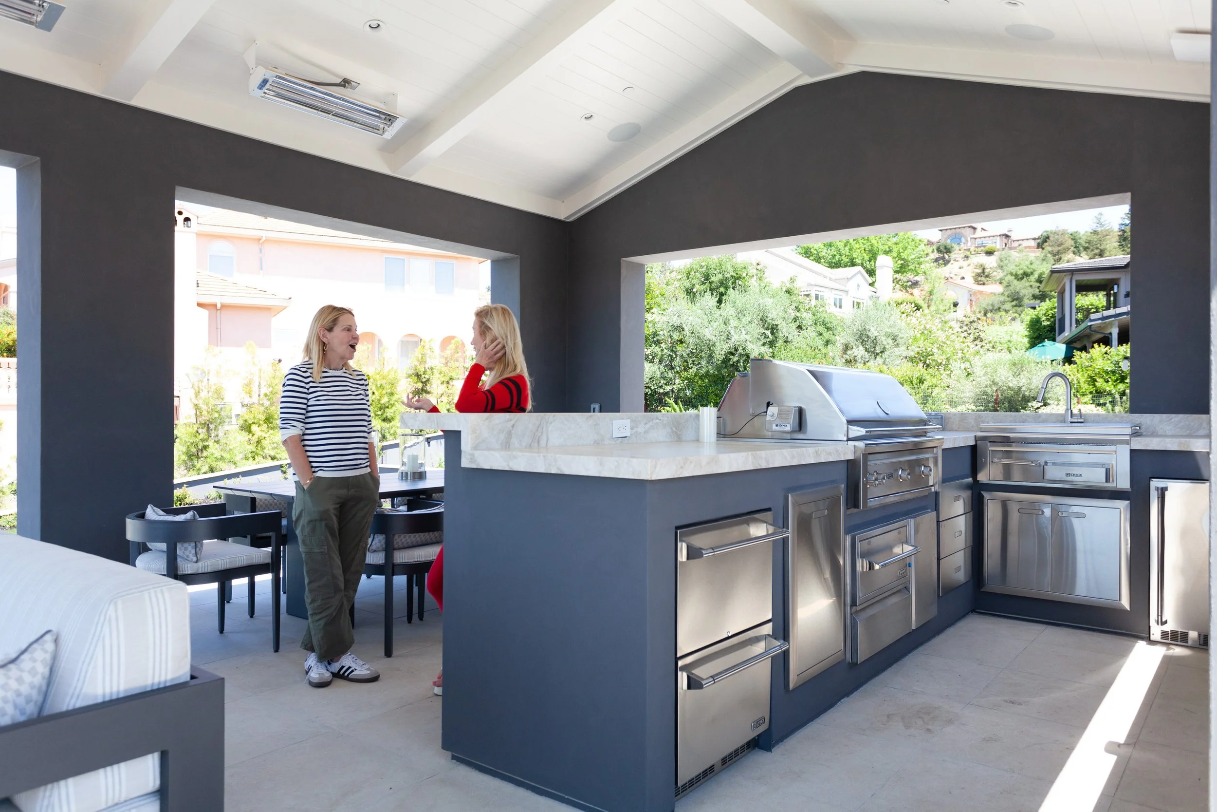 ZExterior Back-17.jpg