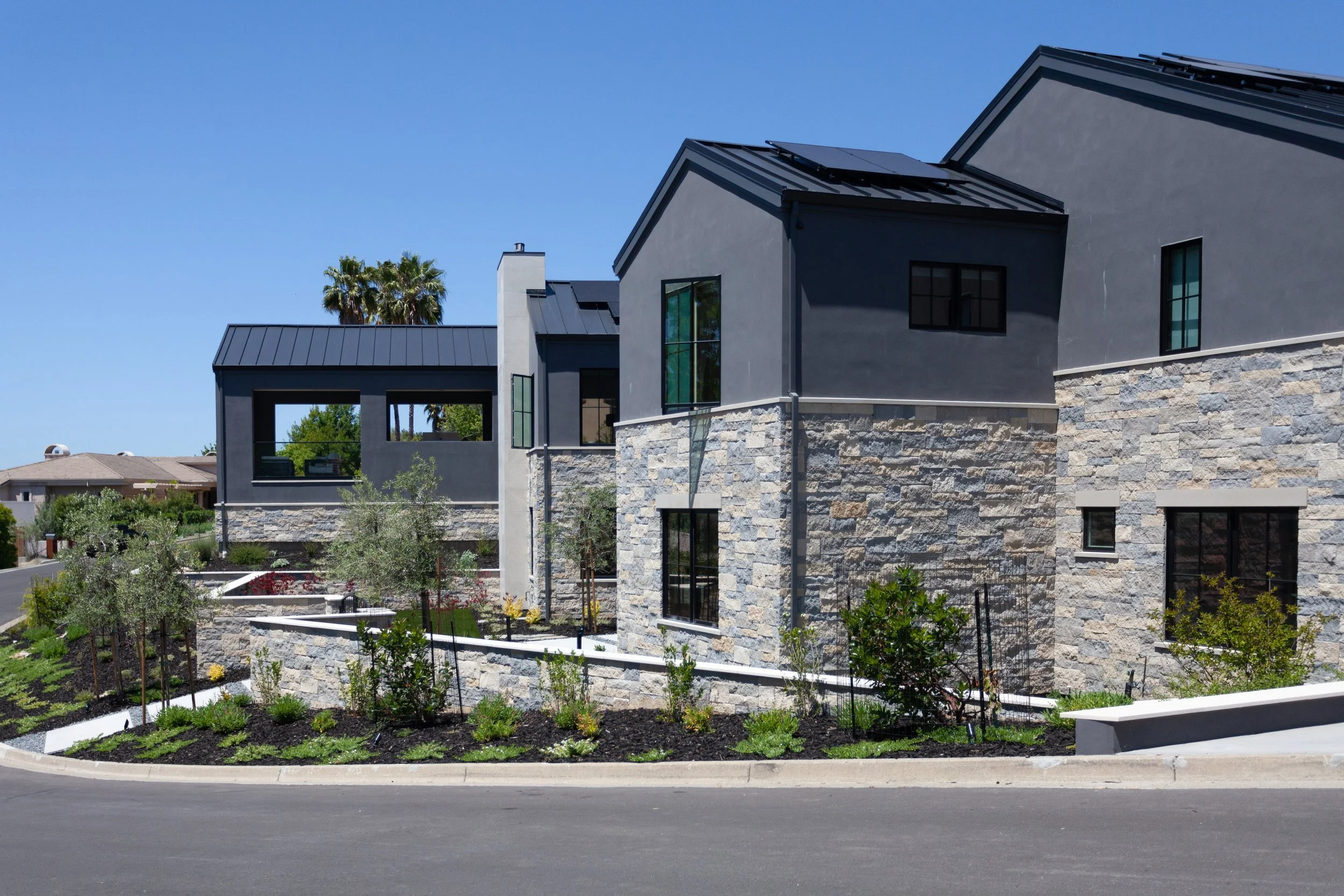 ZExterior Front-3.jpg