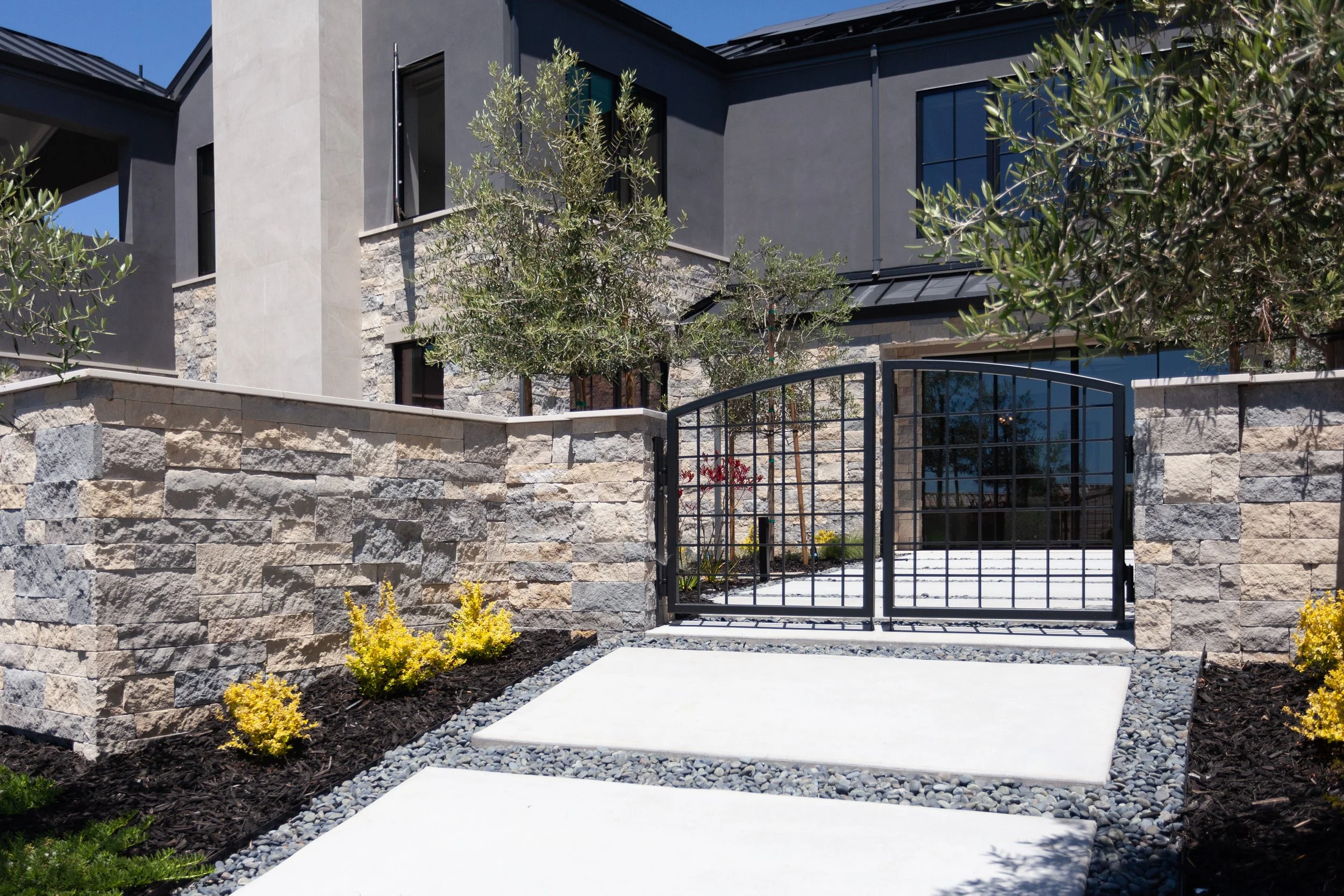 ZExterior Front-5.jpg