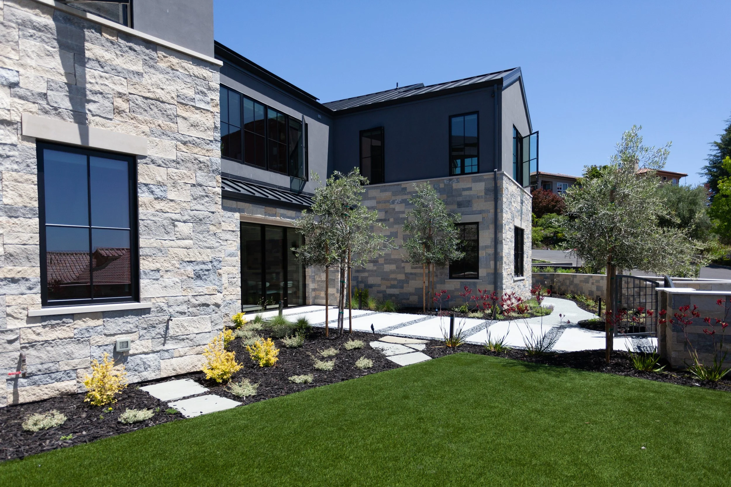 ZExterior Front-8.jpg