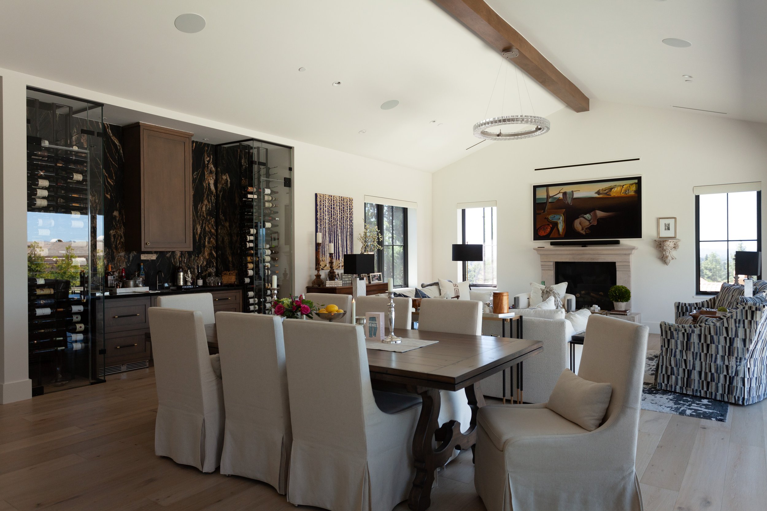 Living Room-2.jpg