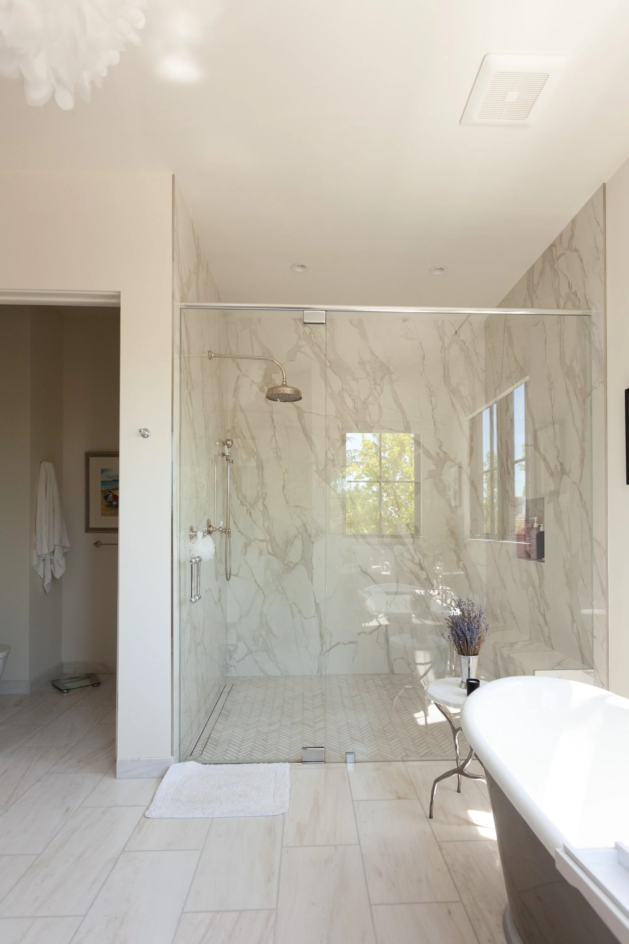 Master Bath-5.jpg