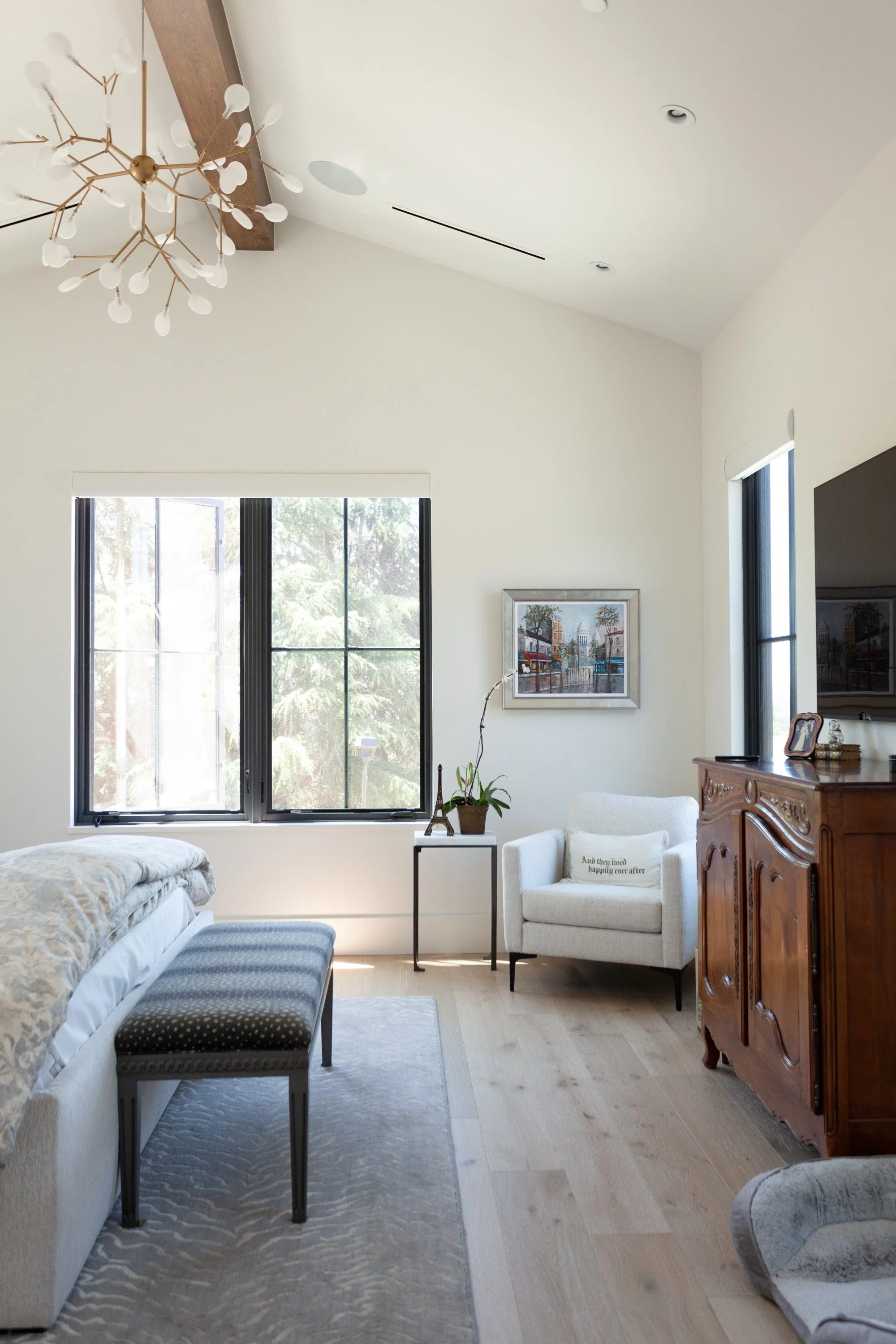 Master Bedroom-2.jpg