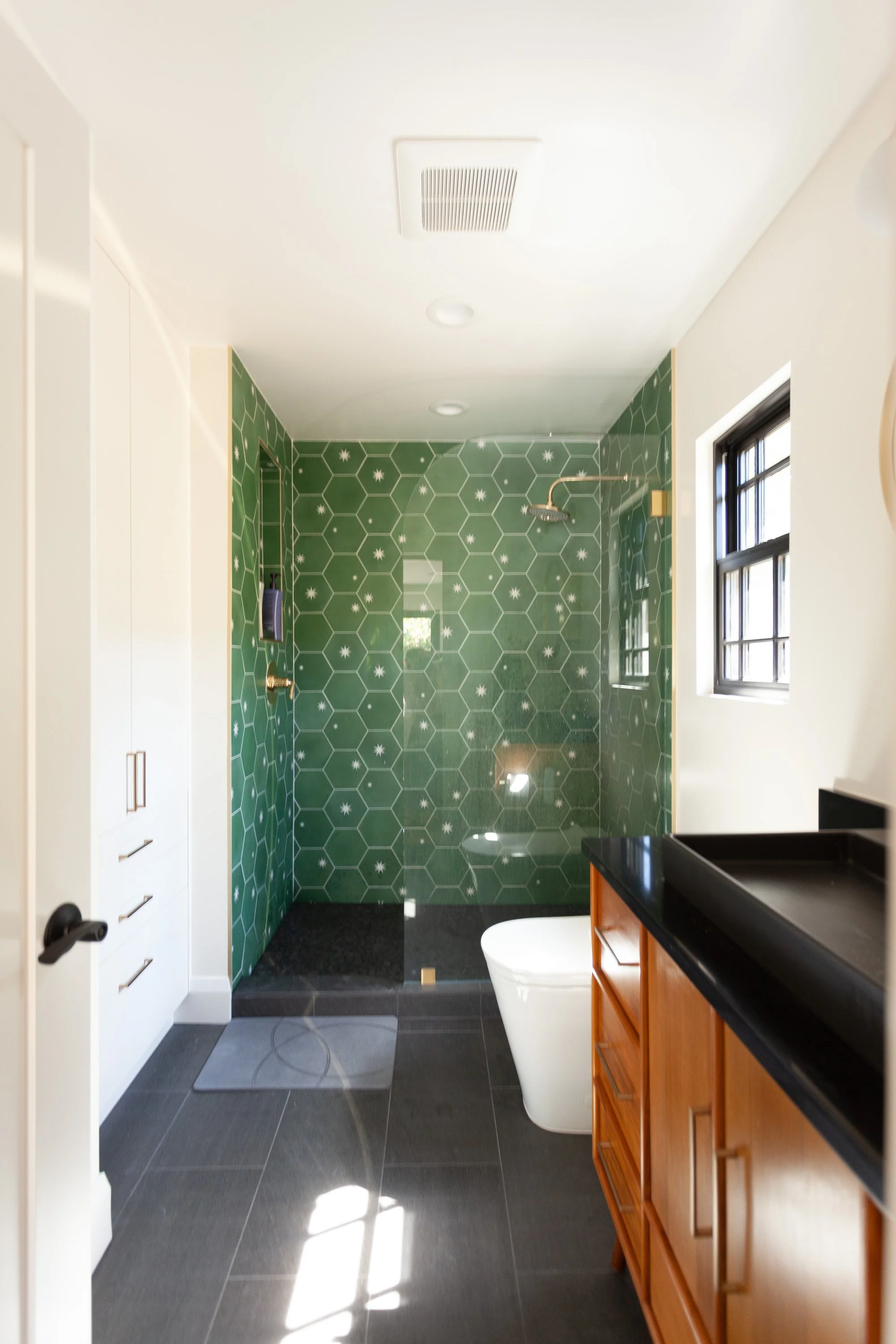Bathroom-1.jpg