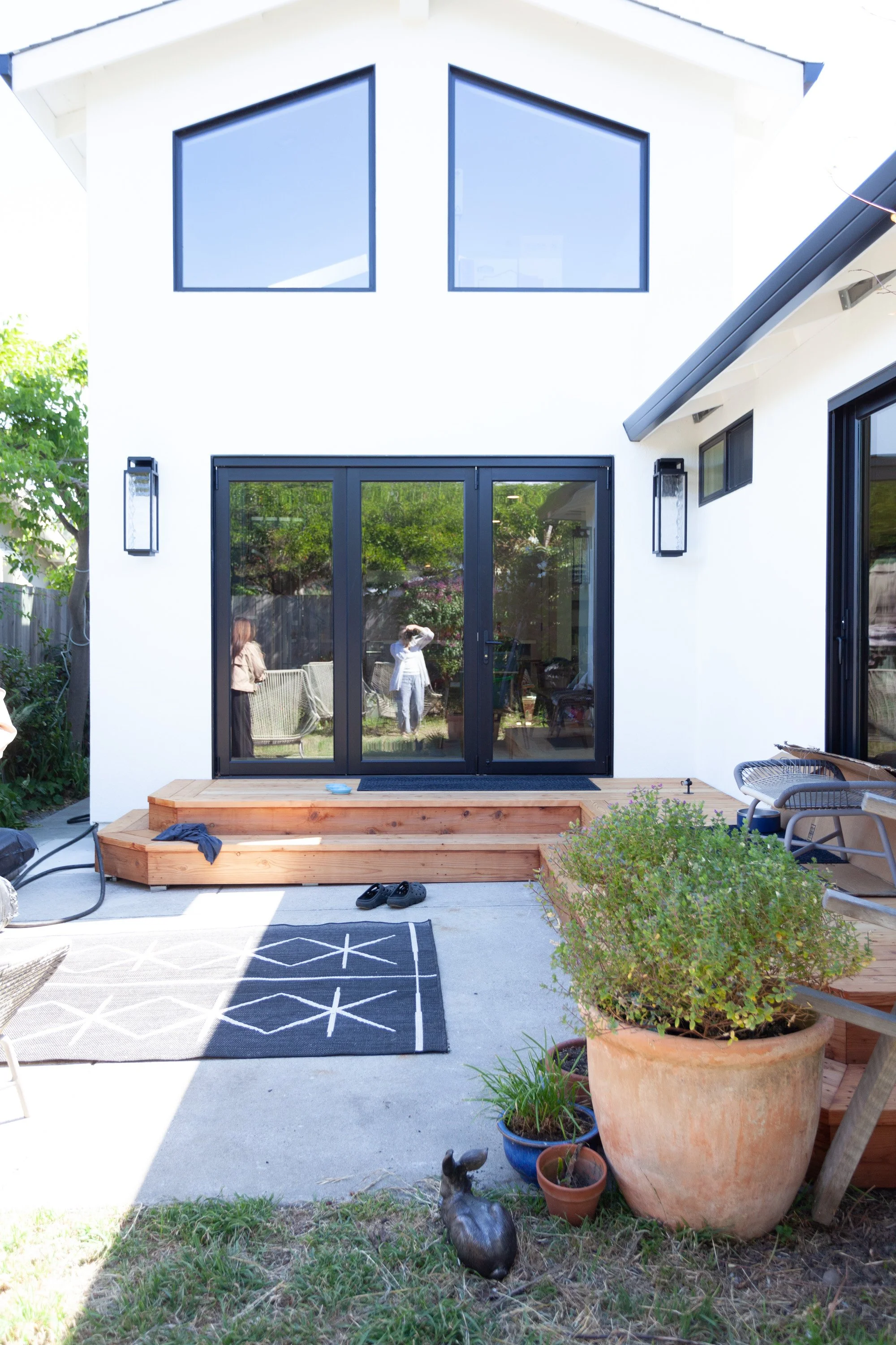 Z Exterior Back-3.jpg