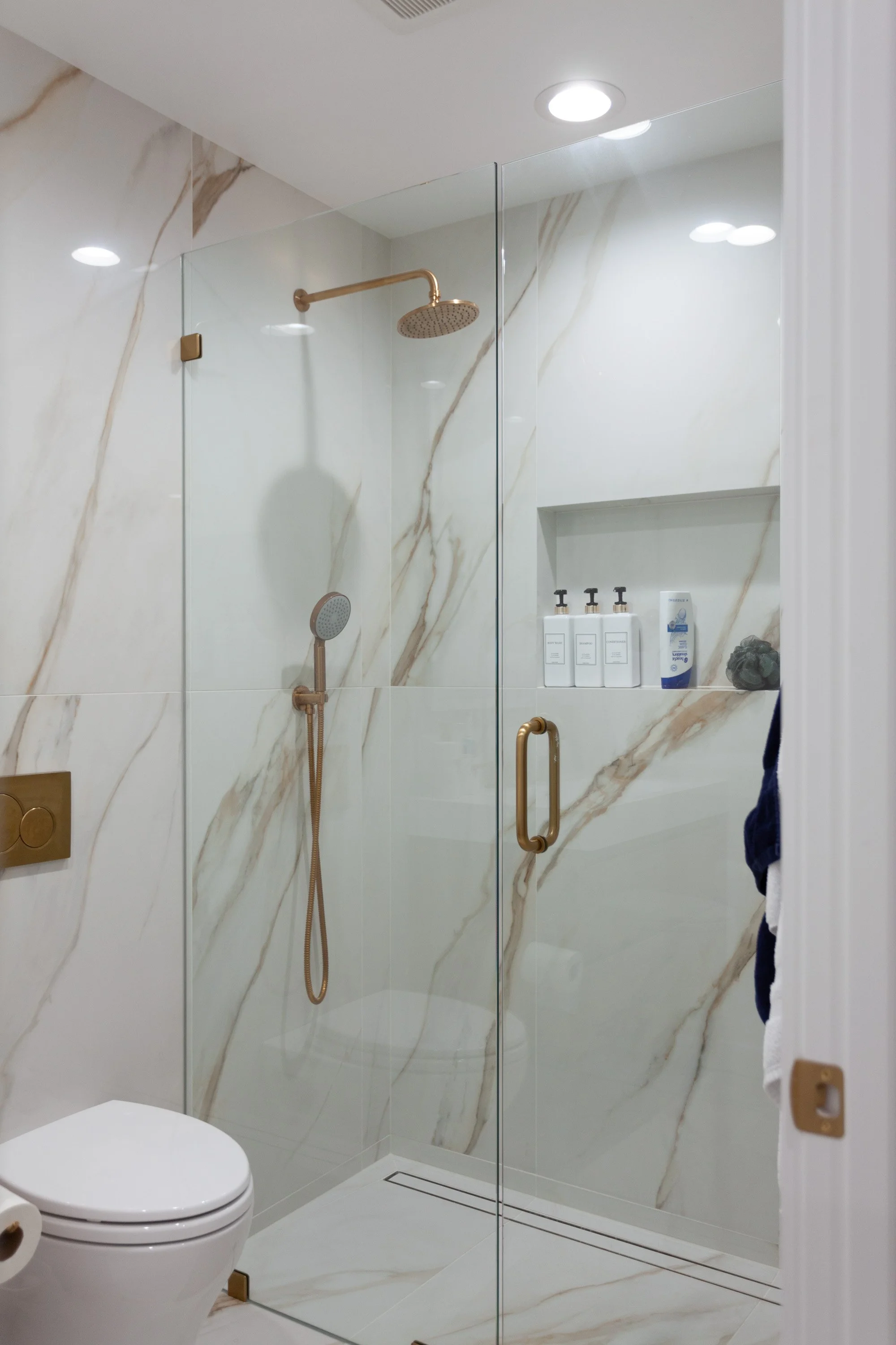 Bathroom_Primary-1.jpg