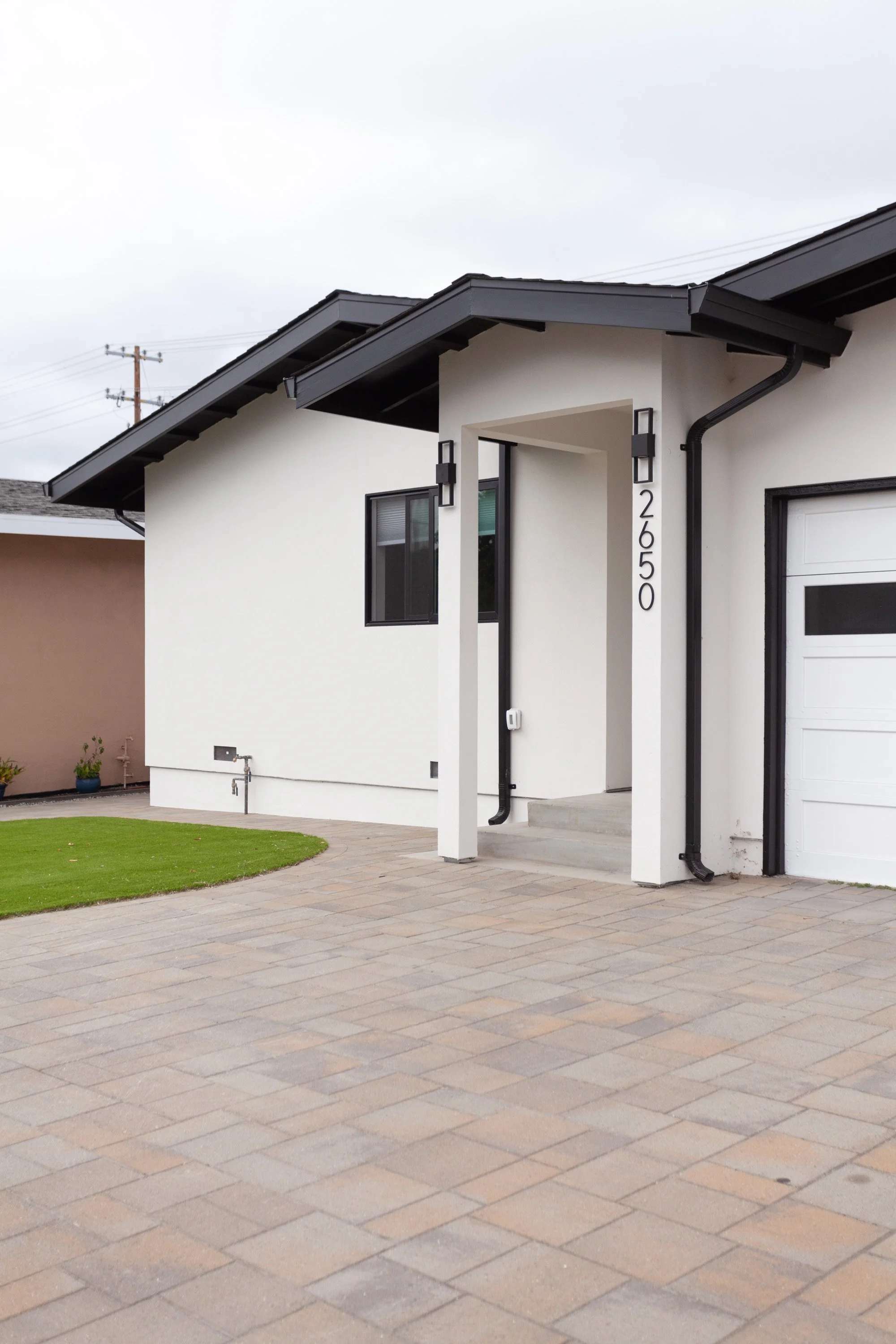 Exterior-4.jpg