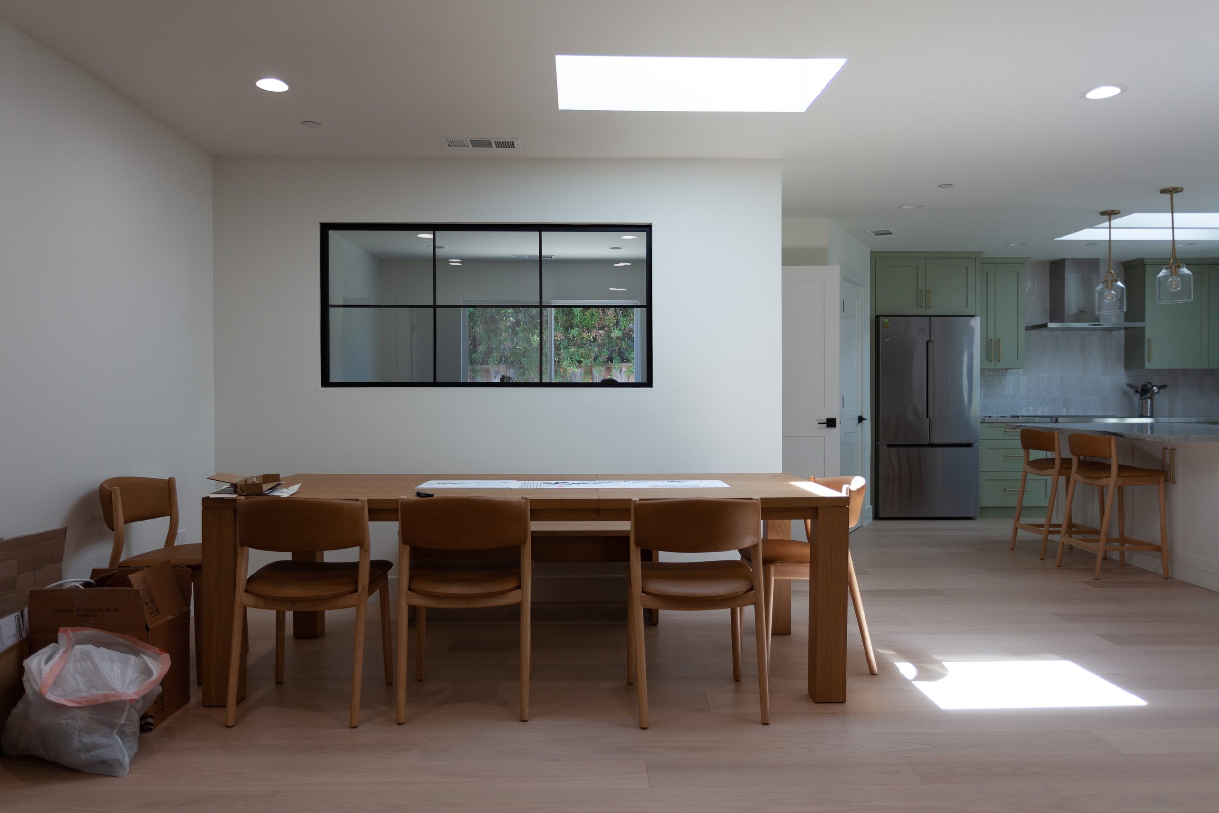 Dining-2.jpg