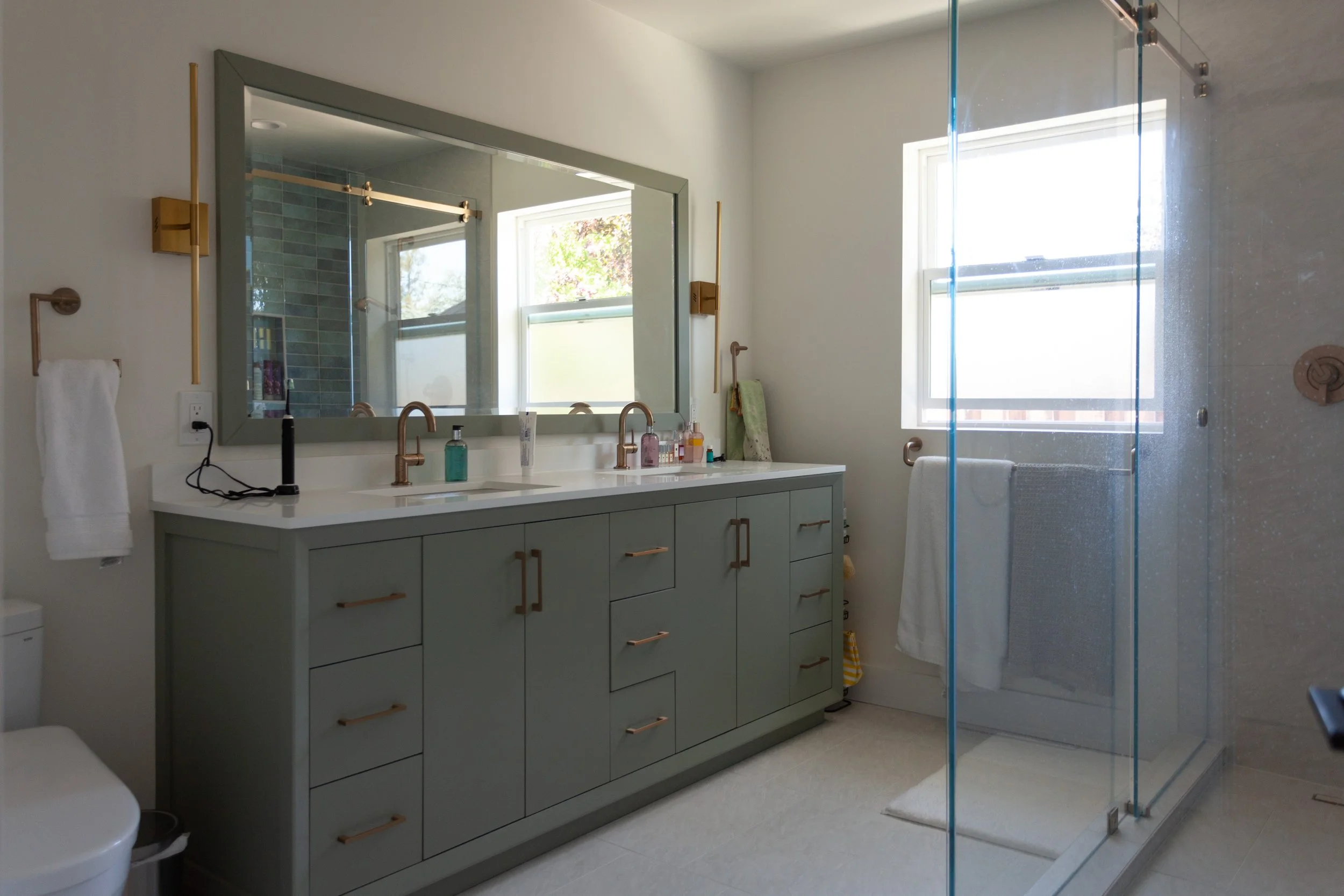Master Bathroom-2.jpg