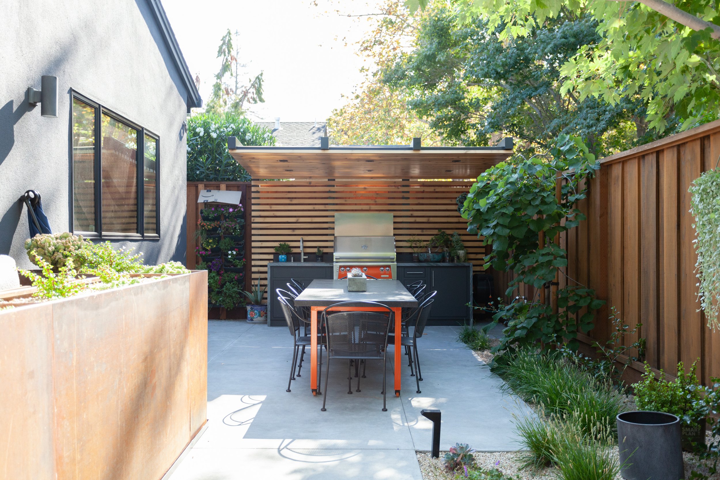Exterior Back-3_AAA.jpg