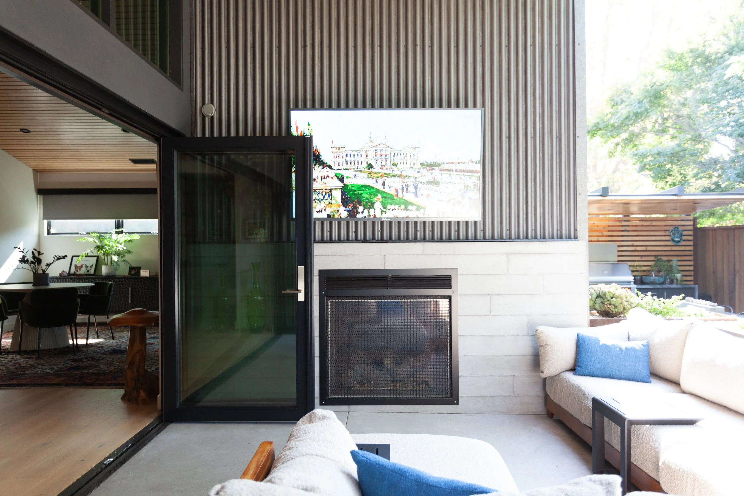 Exterior Back-1_AAA.jpg
