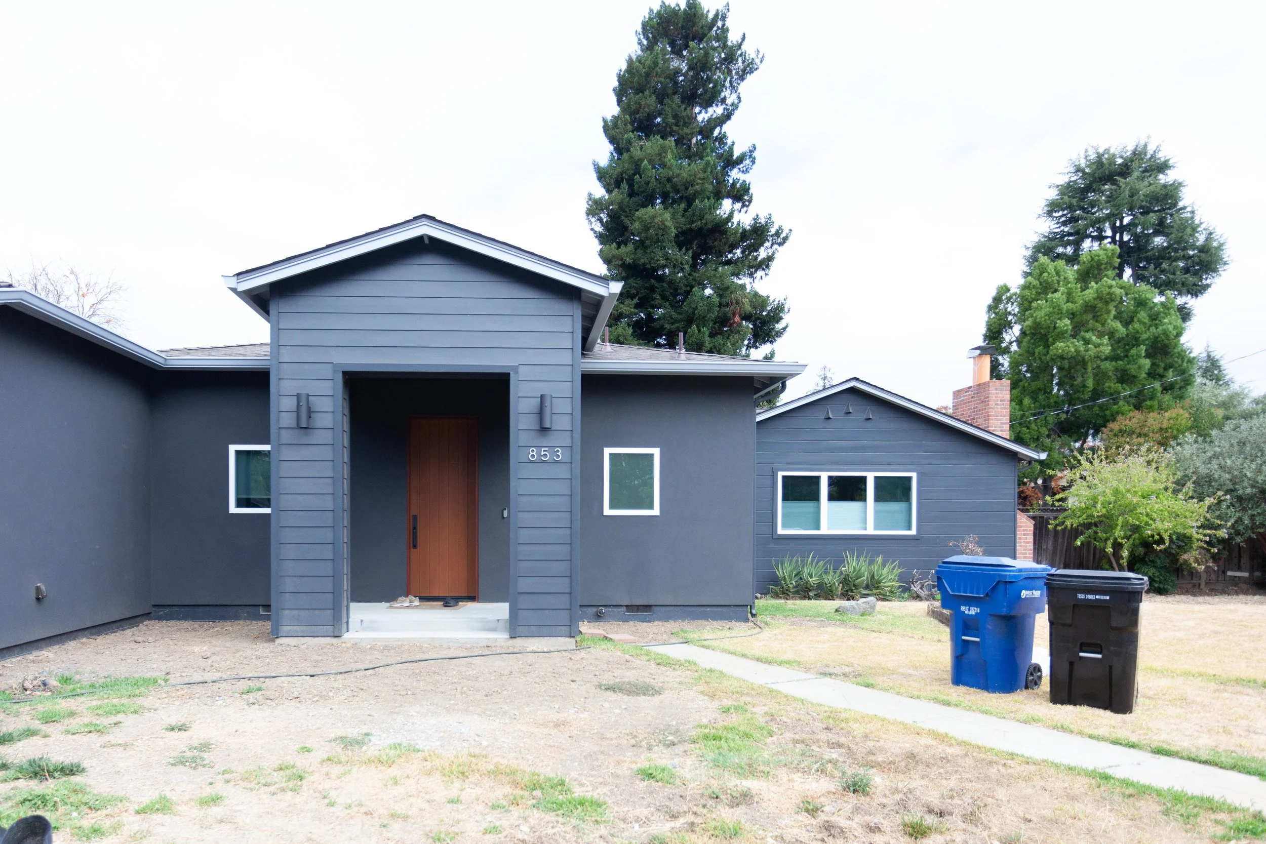 Exterior Front-101.jpg