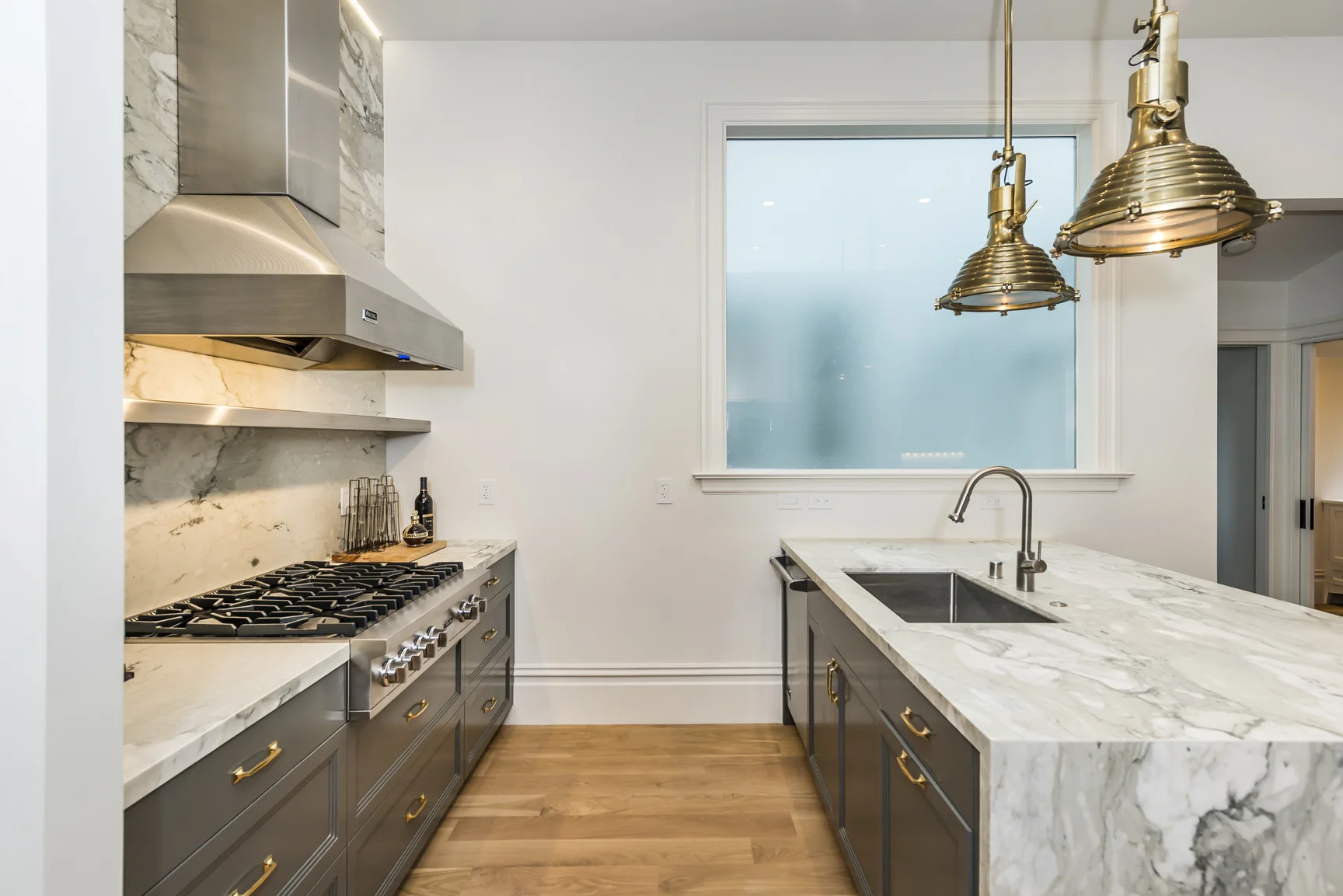 kitchen-1.jpg
