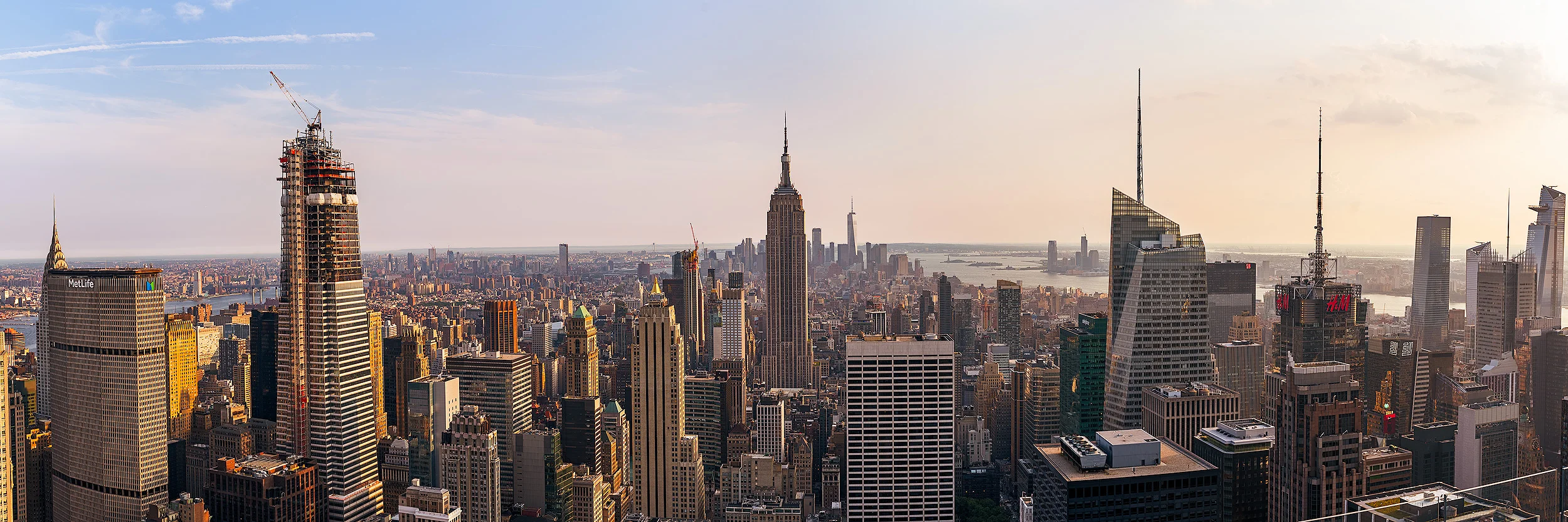 The NYC skyline is sooooo blah.