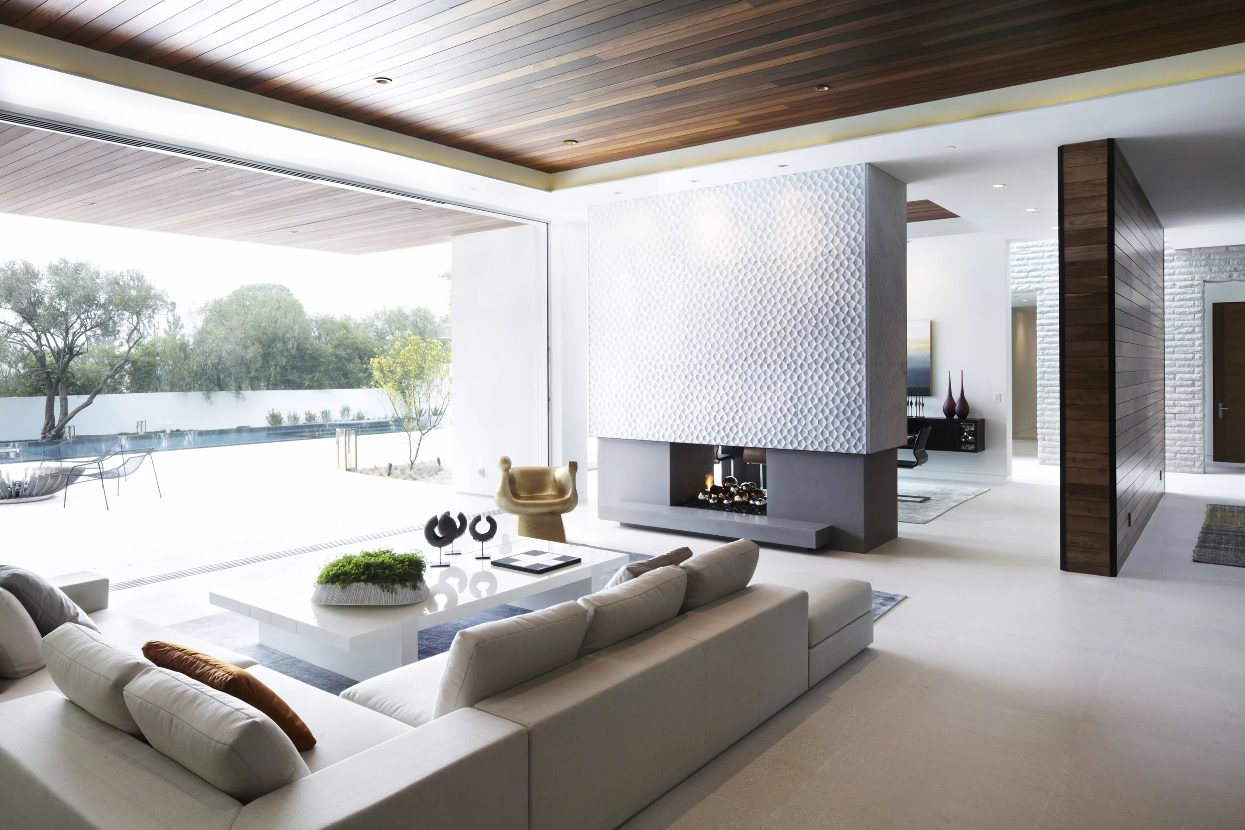 1307_AD_SunsetPlaza_0502R.jpg