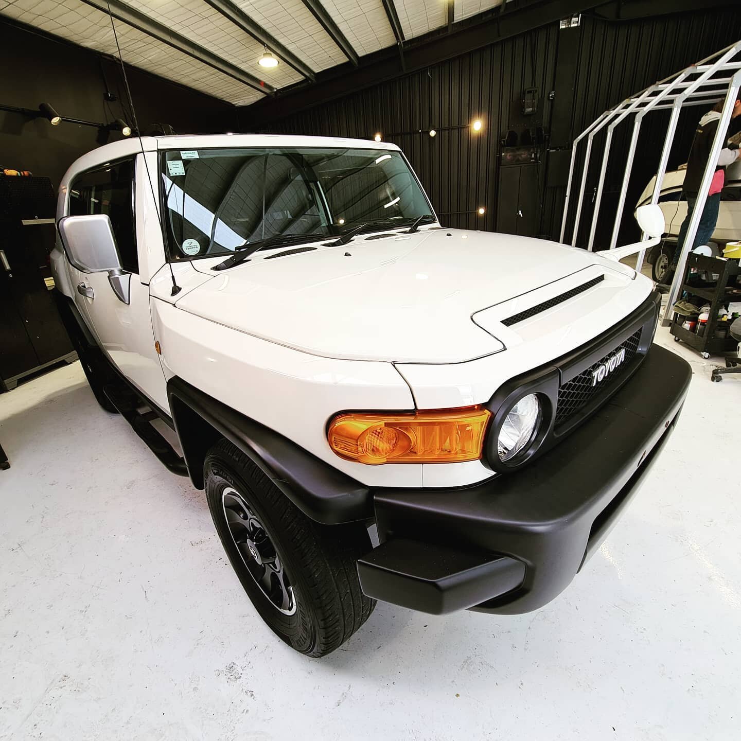 Dull and chalky to brilliant gloss.

This FJ cruiser received a 3 stage edge to edge paint correction.

Current condition: betterthannew.

02102942908
www.wanacleancar.co.nz
