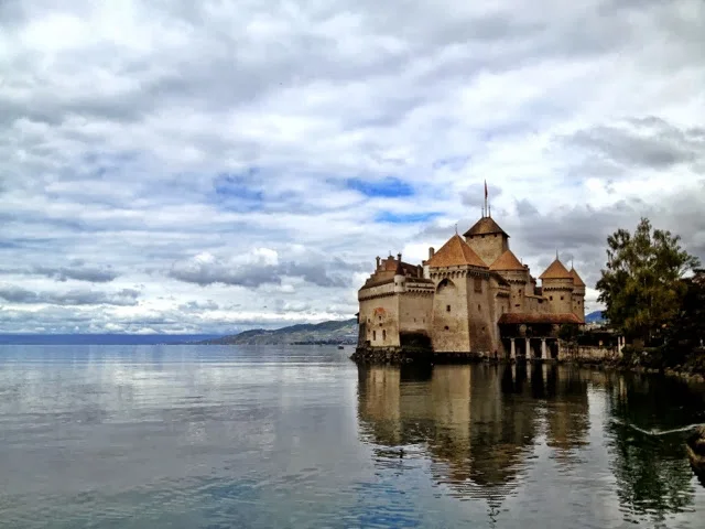 Day 36: Aigle