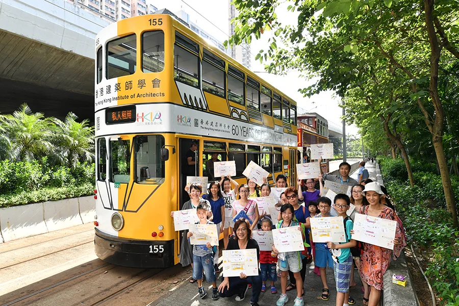 HKIA60 Tram Running in Town!