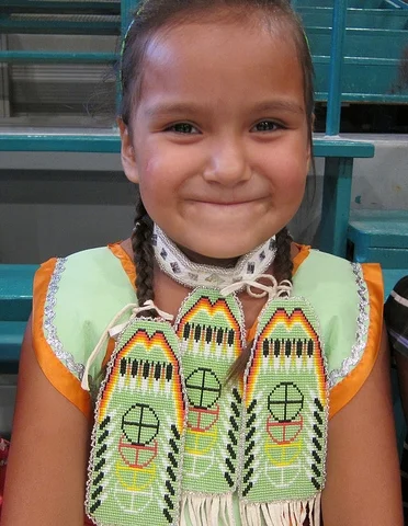 Lakota shawl dancer - CC image by Neeta Lind