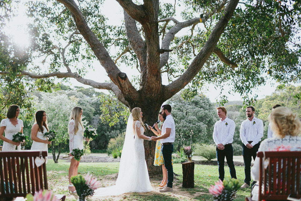 Byron Bay Celebrant Supported Vows_7.jpg