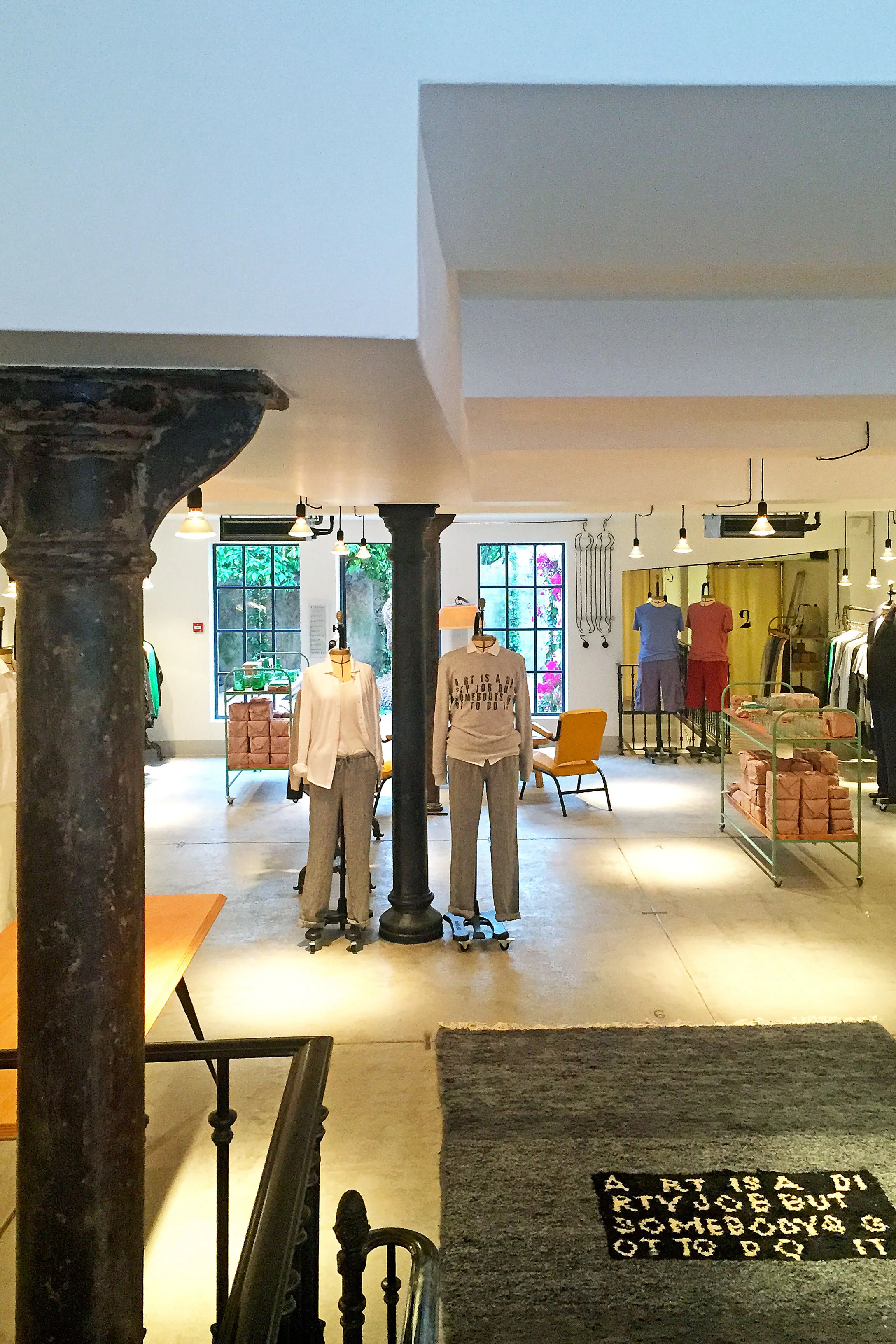 MAGASIN LOFT ST TROPEZ