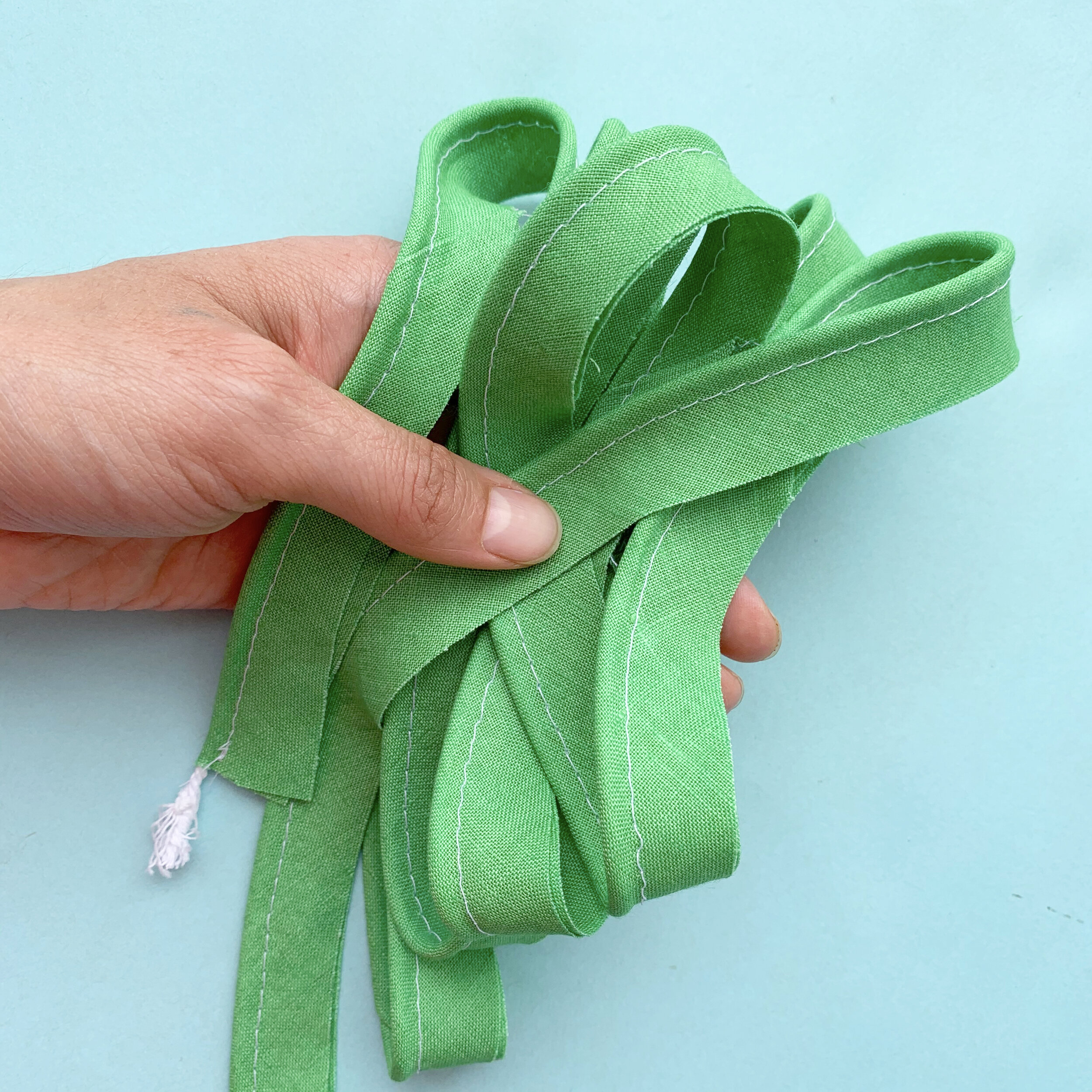 How to Make Your Own Piping or Cording for Sewing DIY