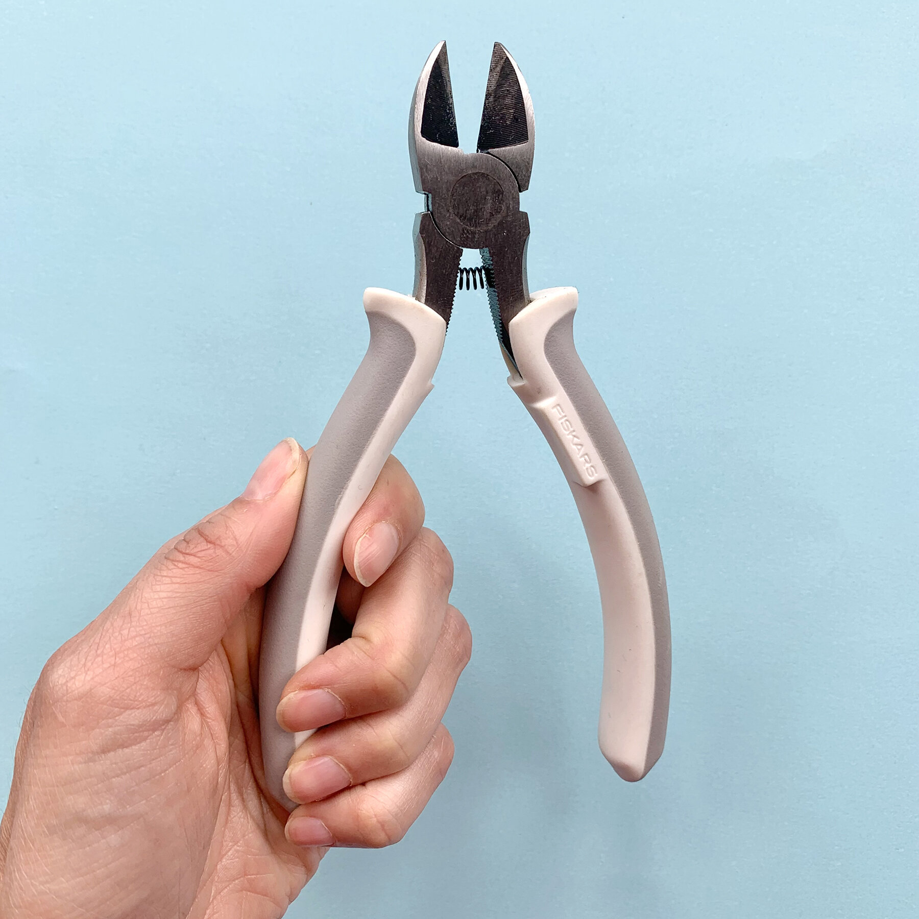 How to Attach Heavy Duty Snaps with Dritz Snap Pliers 