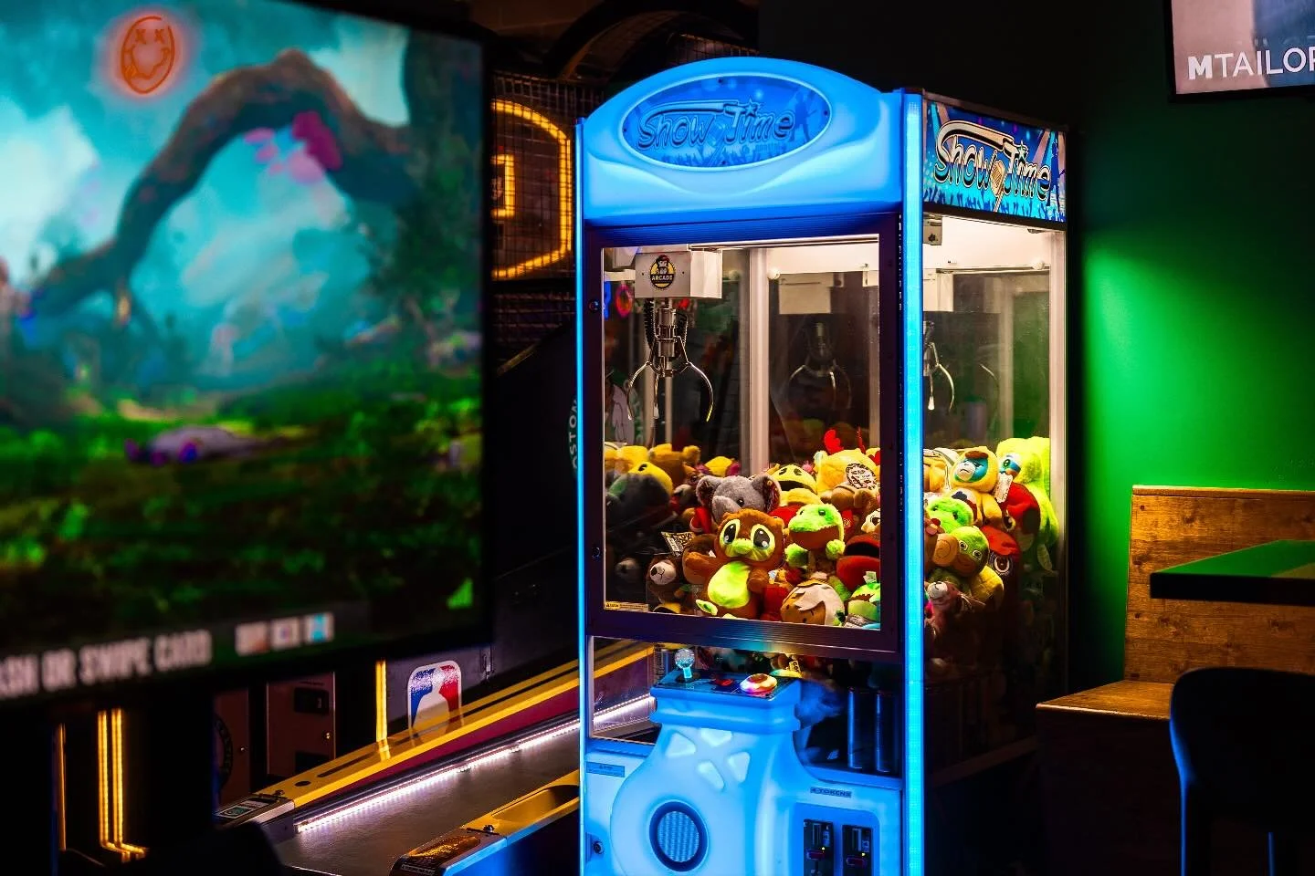 The captives in the claw machine are begging to be liberated. Come get your free $5 in tokens at the door and save these guys already. 📸: @whogene