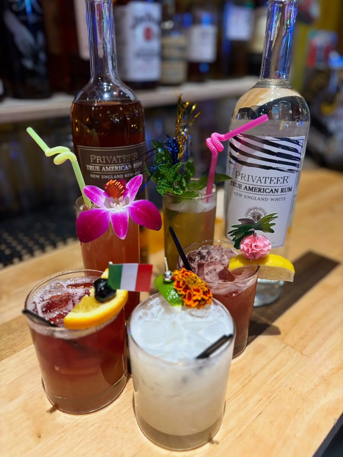 NYE Cocktails are here! Special menu brought to you by @privateerrum 🍹 recipes by @queennovie_