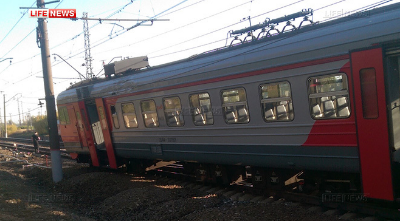 Wagon leaves the rails in Moscow Suburbs . 26 September 2015. (and, in case you are wondering, no-one was hurt.)