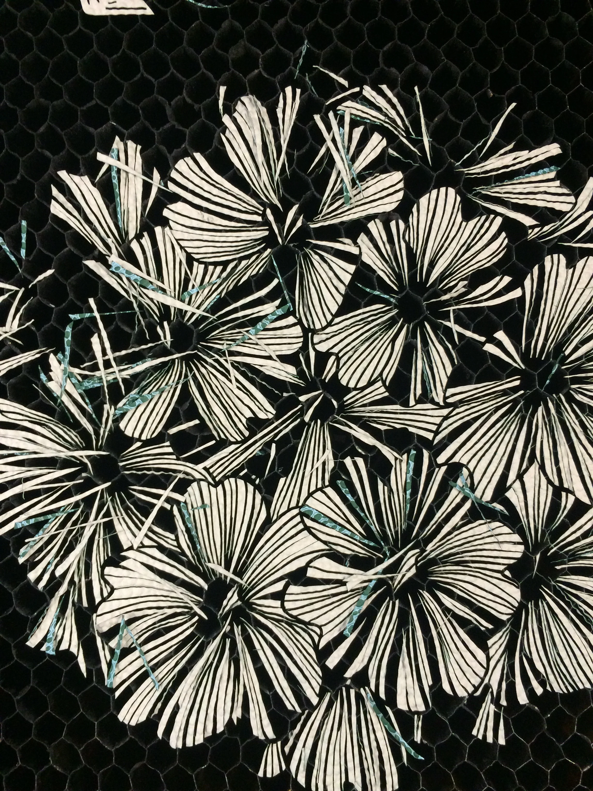 This design was too delicate. The paper fell apart in my hands. 