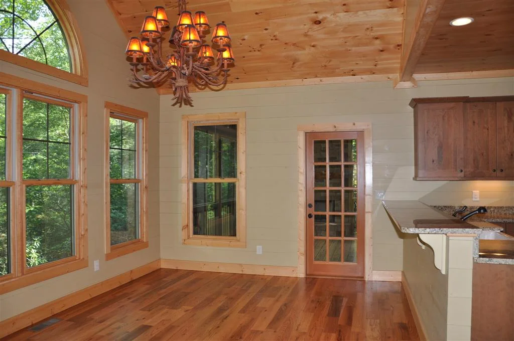 dining-sunroom large.jpg