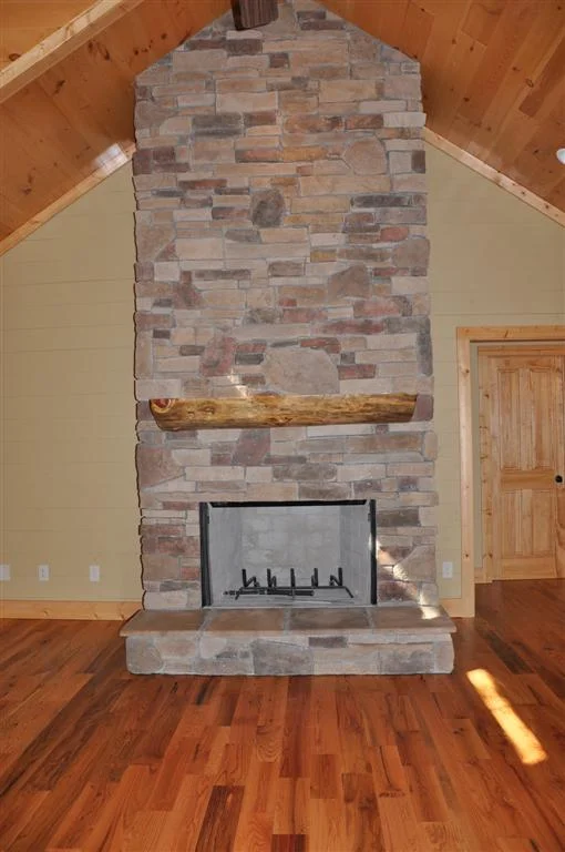great rm fireplace large.jpg