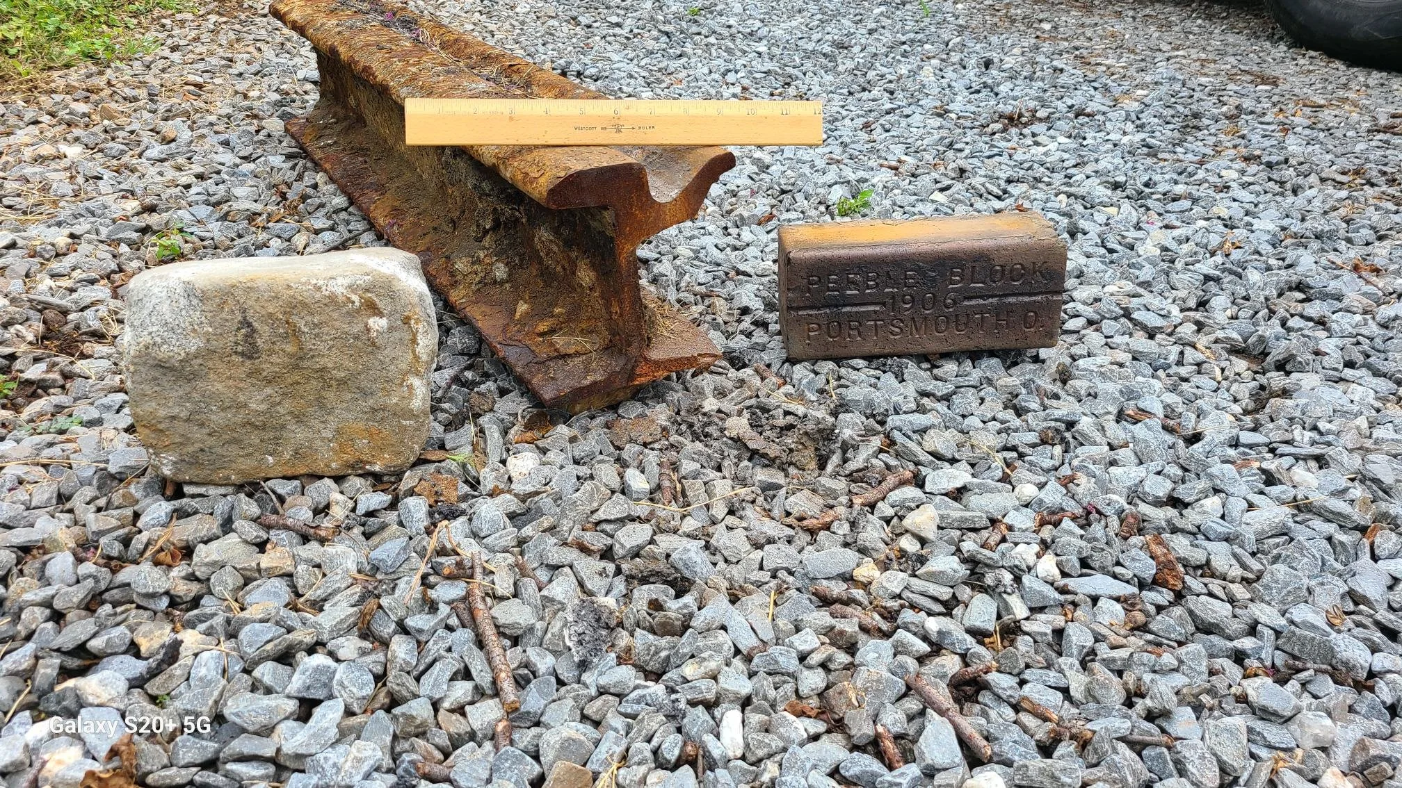 artifacts from wash and grace st digs.jpg