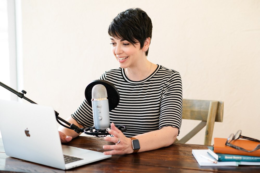 Leslie McDaniel Podcast Branding Photos Miranda Kelton Photography Studio Bend Oregon