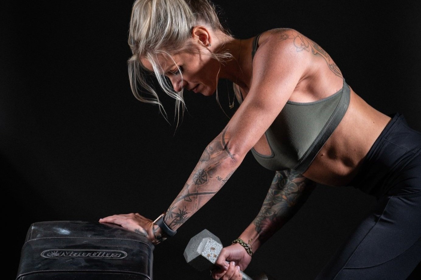 Woman lifting weights fitness photoshoot miranda kelton photography