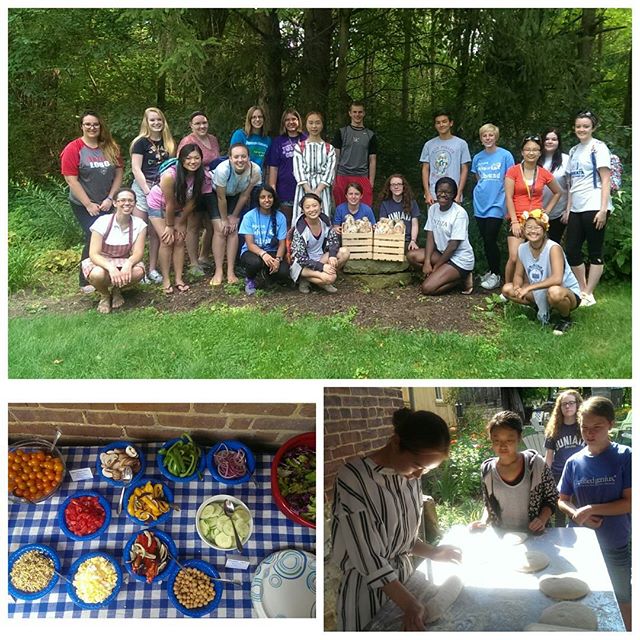 It was so fun hosting this group of incoming #juniatacollege students at the bakery on Monday! They helped me shape and bake 24 loaves that we donated to the soup kitchen. And that beautiful salad bar you see? Courtesy of #huntingdonfarmersmarket!
 #