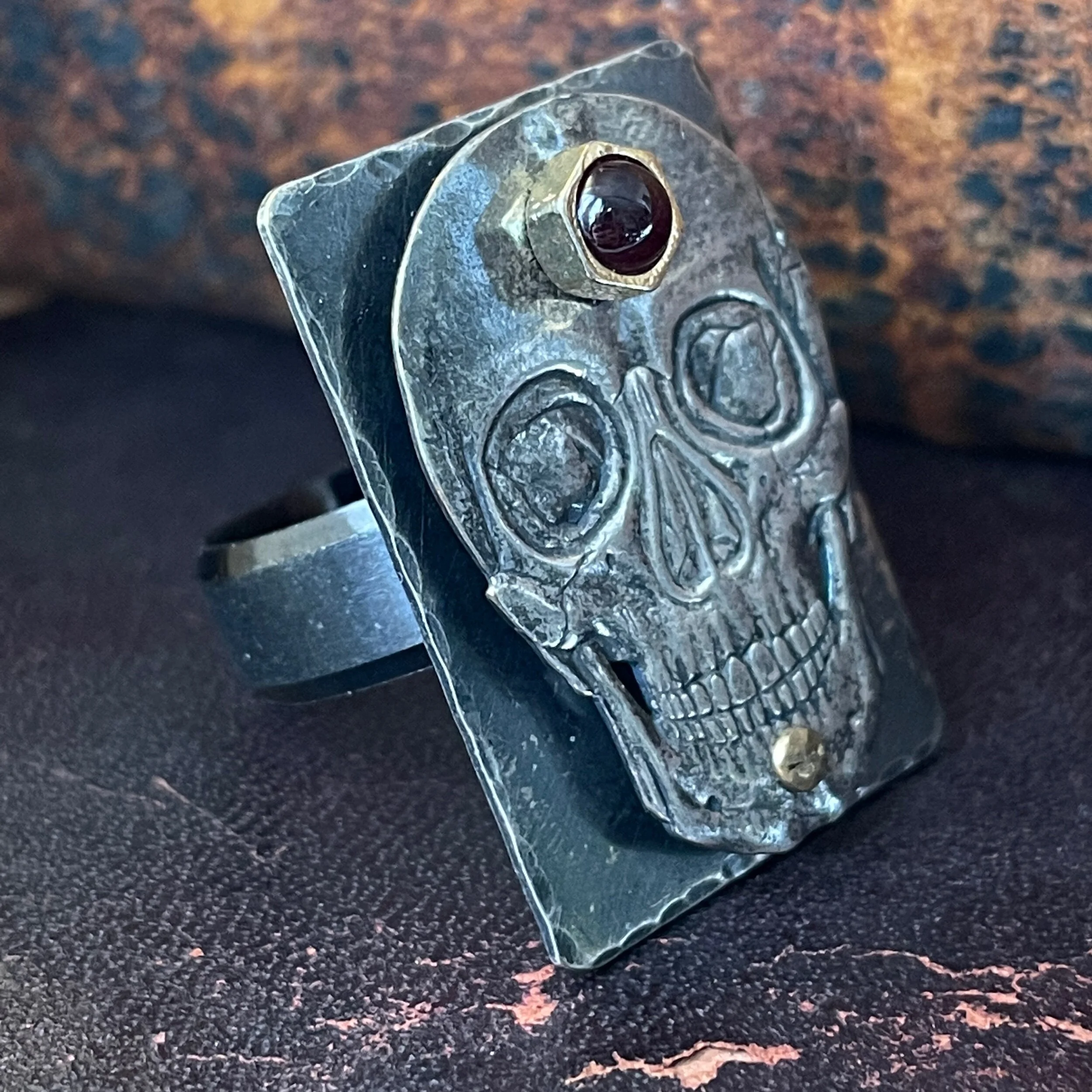 E7F9B638-10B2-40A6-BC24-0D90665D0DAA